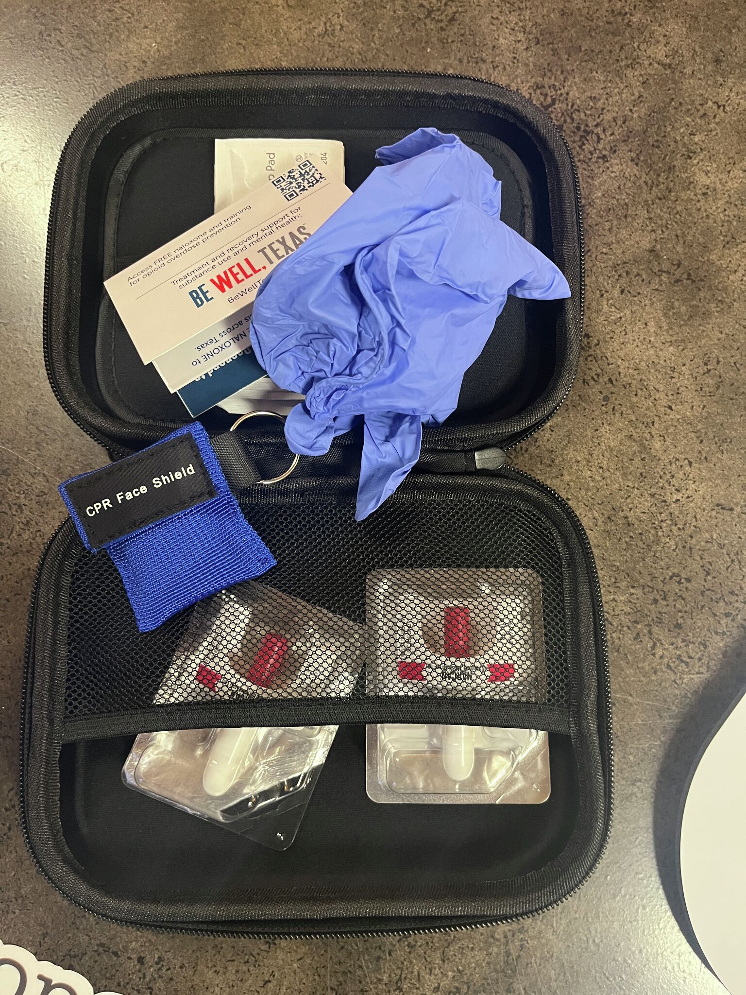 https://s.hdnux.com/photos/01/54/44/71/28462680/5/rawImage.jpg