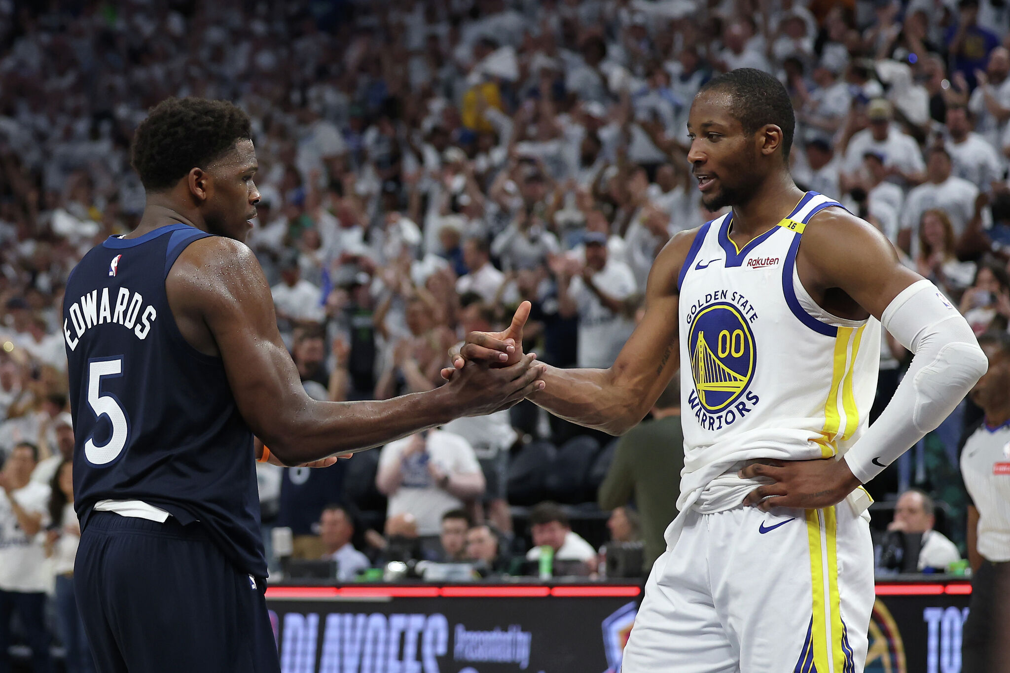 Kuminga deletes social media right as Warriors negotiations ramp up