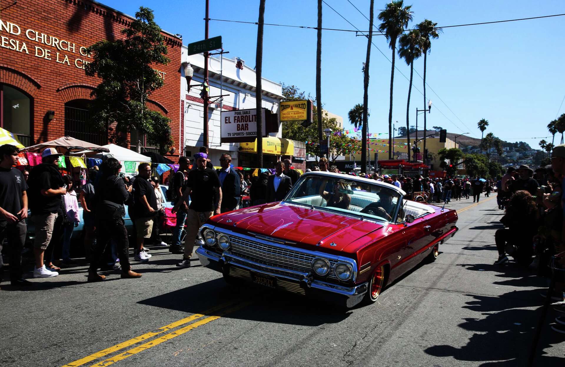 SF lowrider parade revs up Latino pride in Mission District