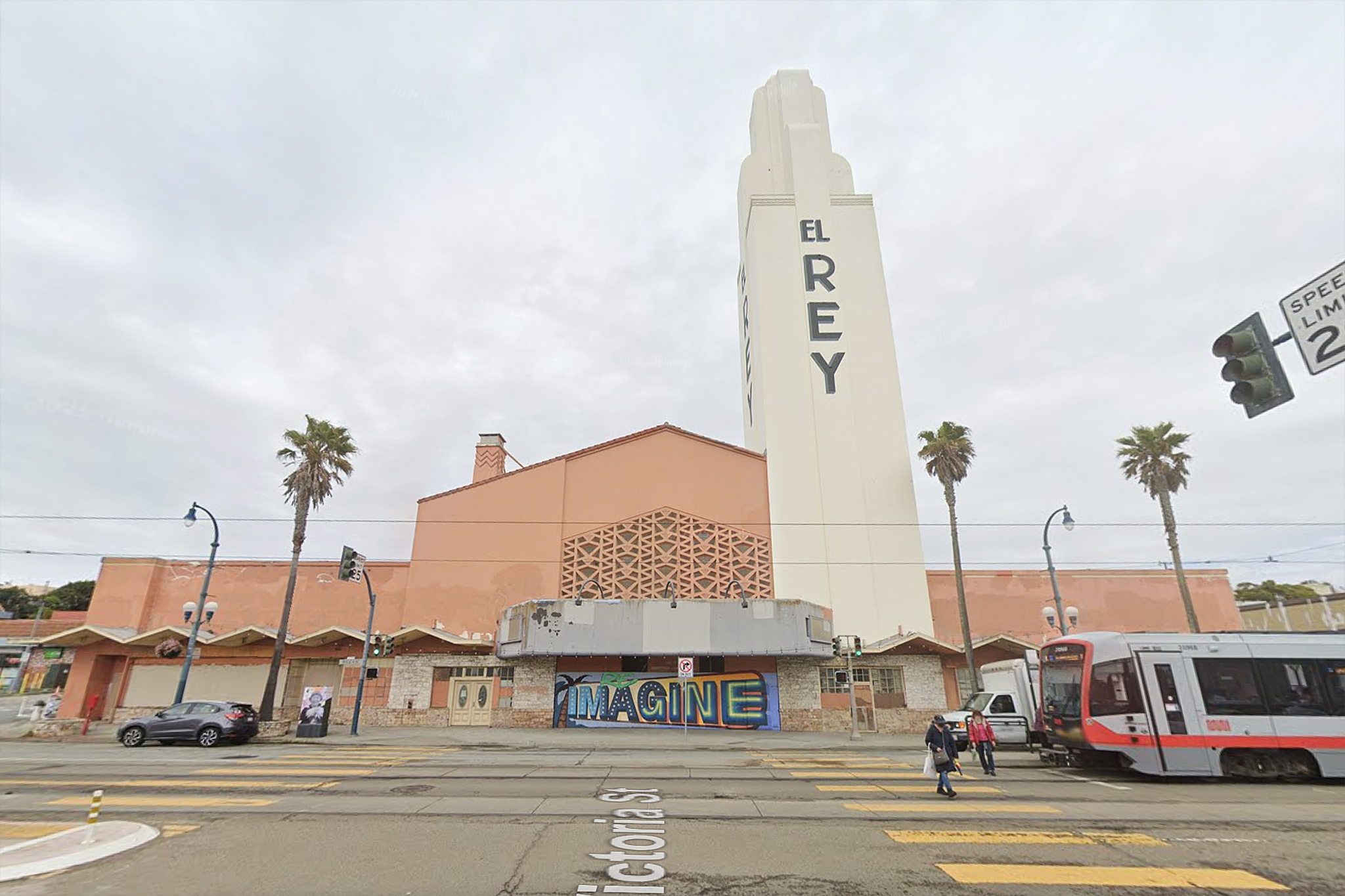 After 9 years empty, historic San Francisco theater finds buyer