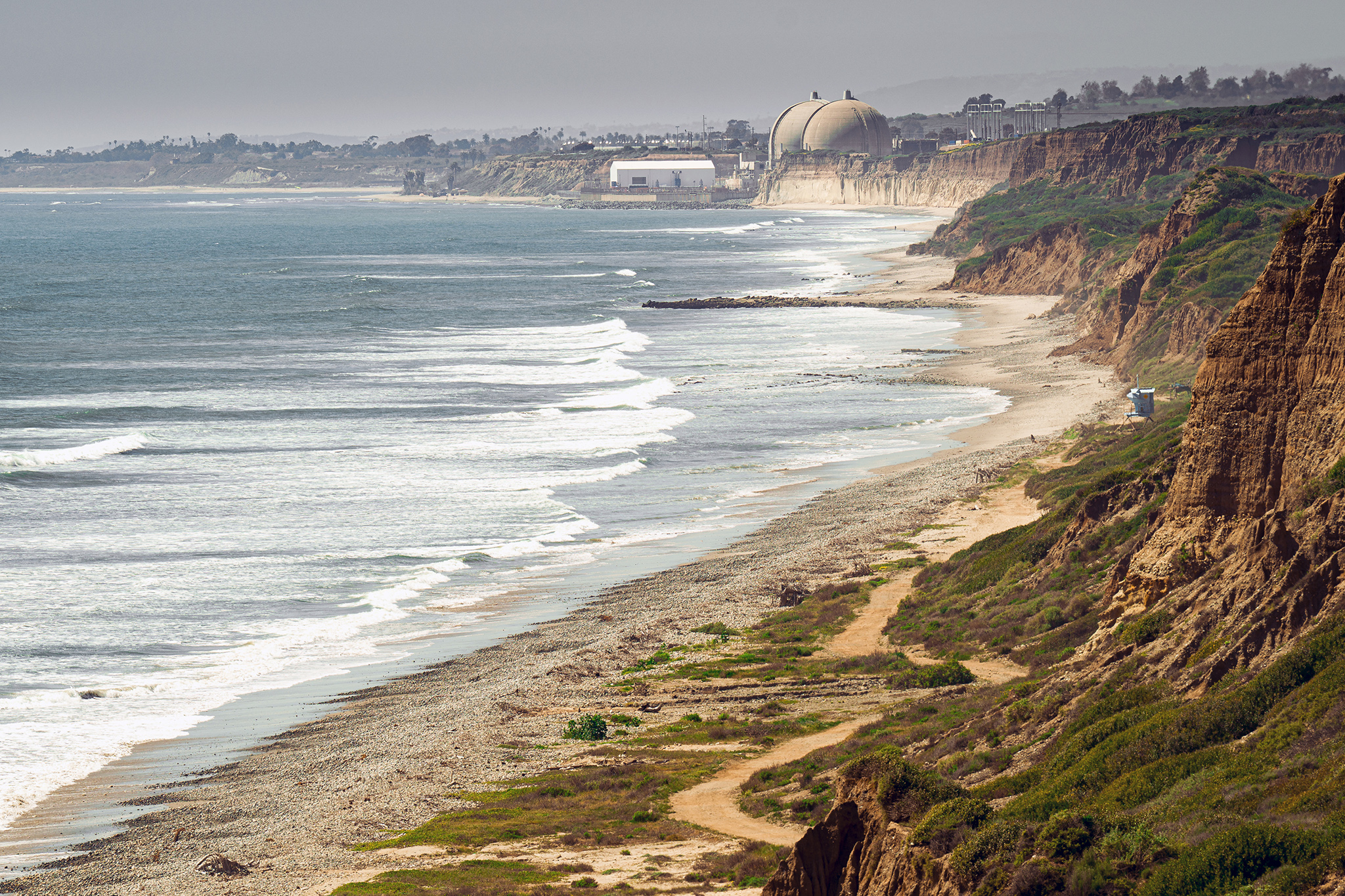 'Amazing that no one died': Calif. boater plows through famous surf spot
