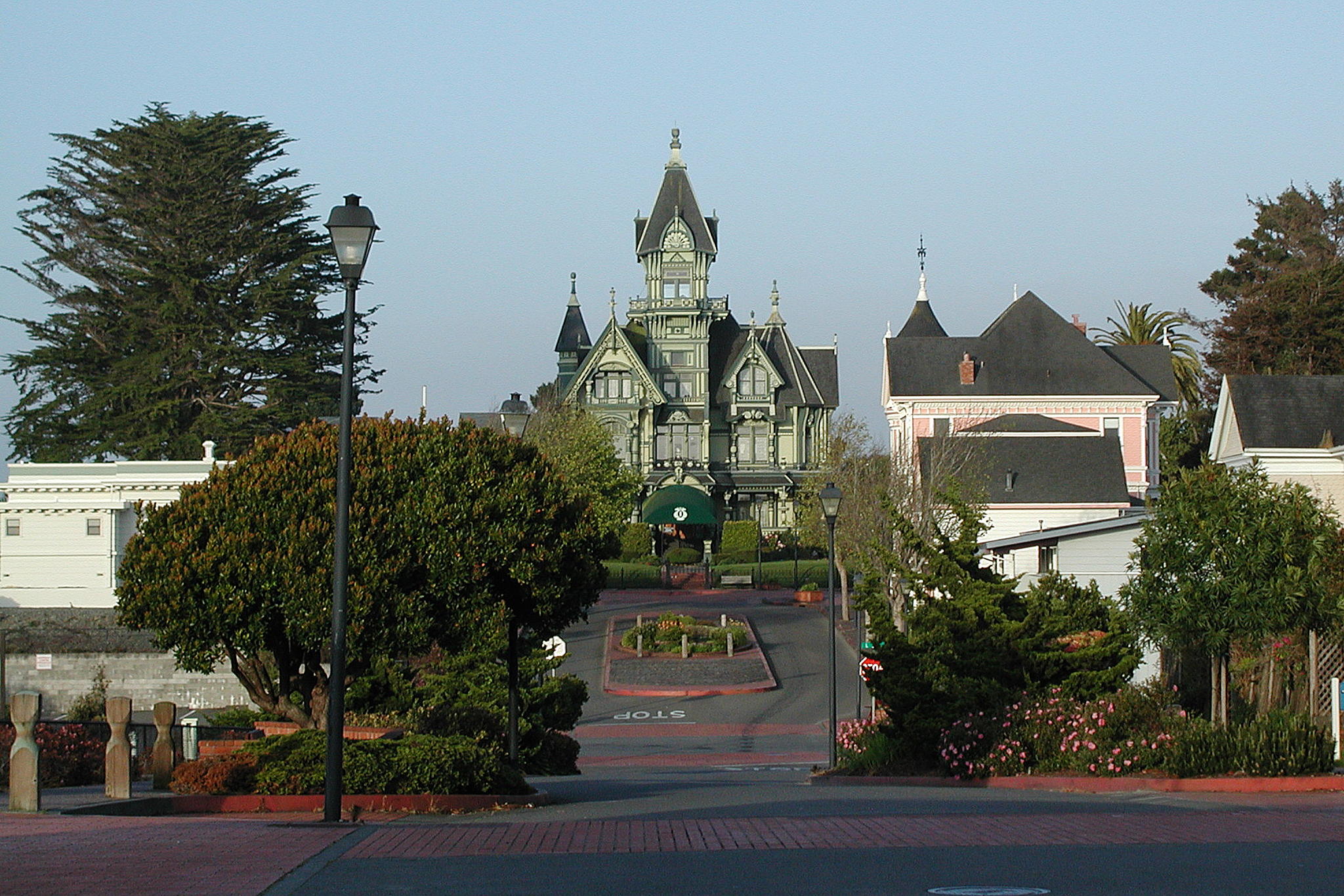 One of the most photographed houses in California forbids visitors