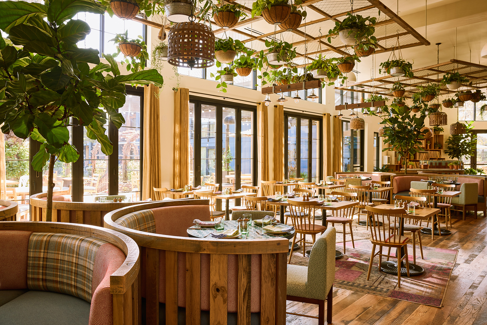 Big-time Chicago chef opens something new in premier Bay Area tech corridor