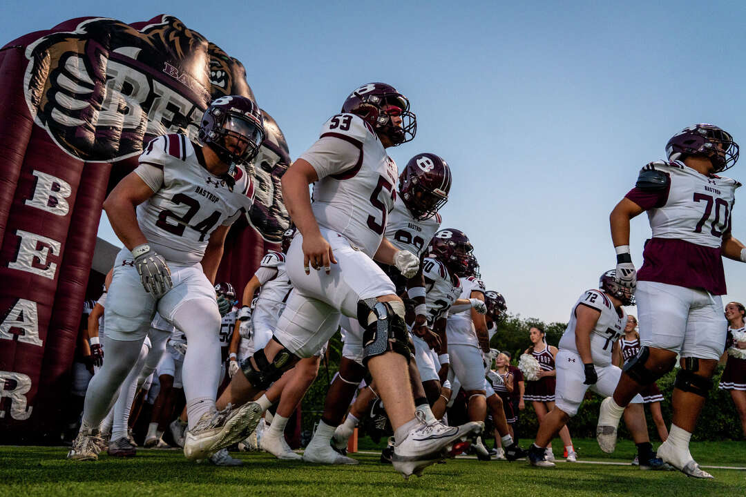 UIL football: Bastrop trounces McCallum in moving to 5-0