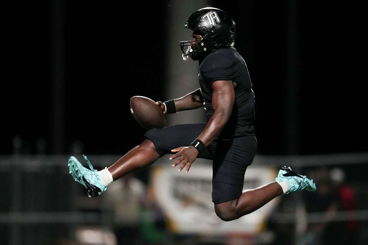 Randle's Landen Williams-Callis reacts after running for a 27-yard touchdown during the second half of a District 9-5A Division II high school football game in Rosenberg, Thursday, Sept. 25, 2025.