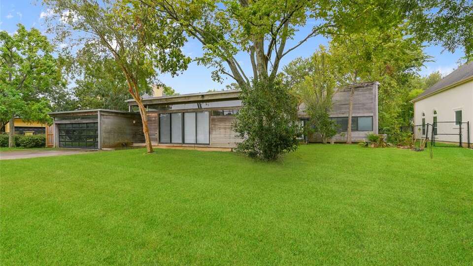 Marketing images show Victor Lundy's residence in east Bellaire, shared on Houston Association of Realtors listing when it went on the market in September 2024.