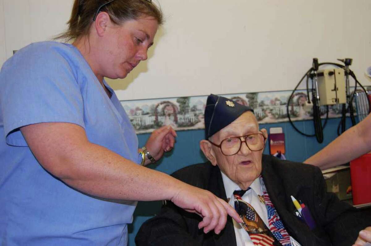 Jasper doctor Joe Dickerson dies at age of 96