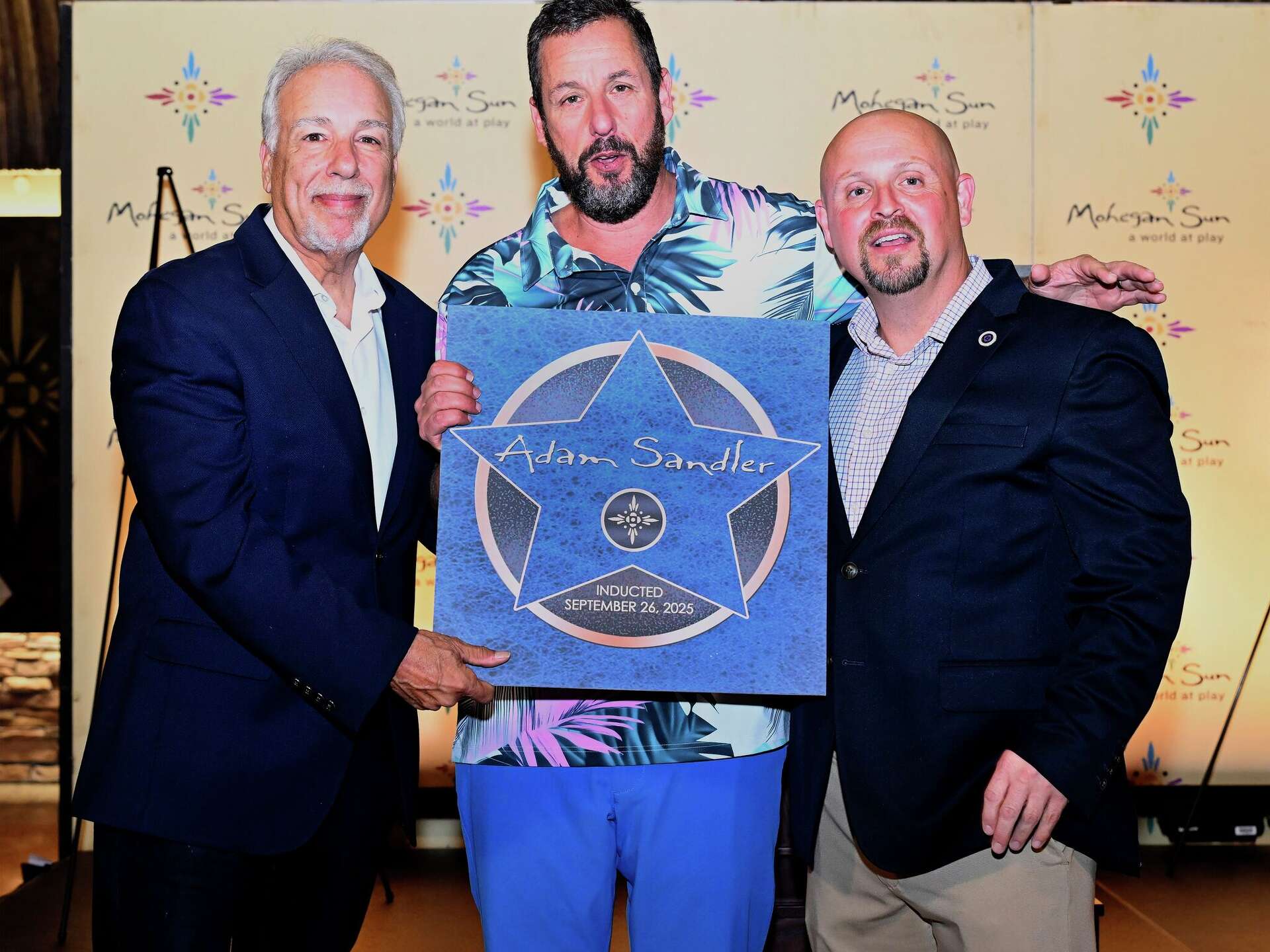 Ryan Reynolds, Adam Sandler: CT's celebrity sightings, news in Sept., image size:1920x1440