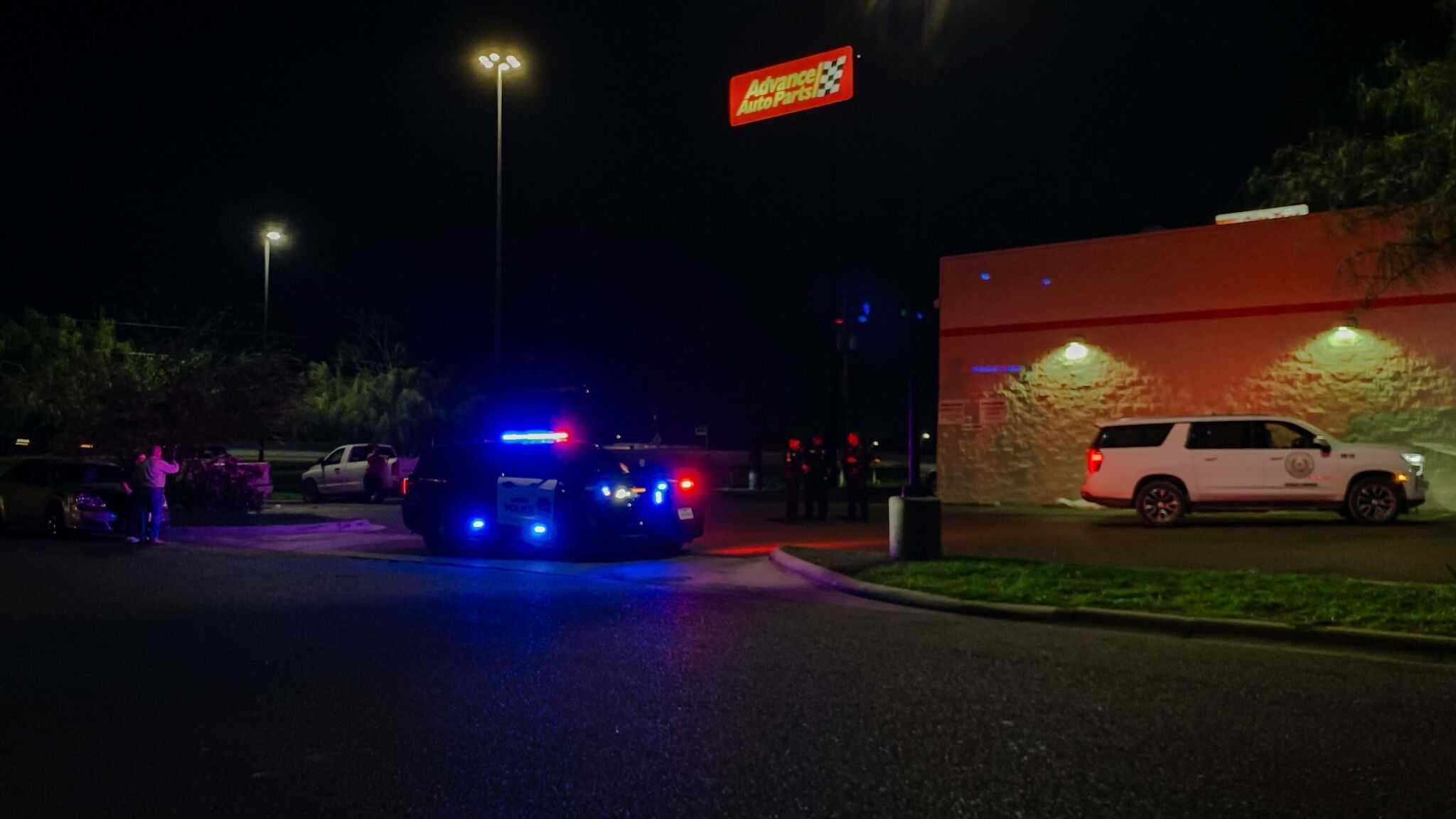 Police investigate death near Advance Auto Parts in Laredo