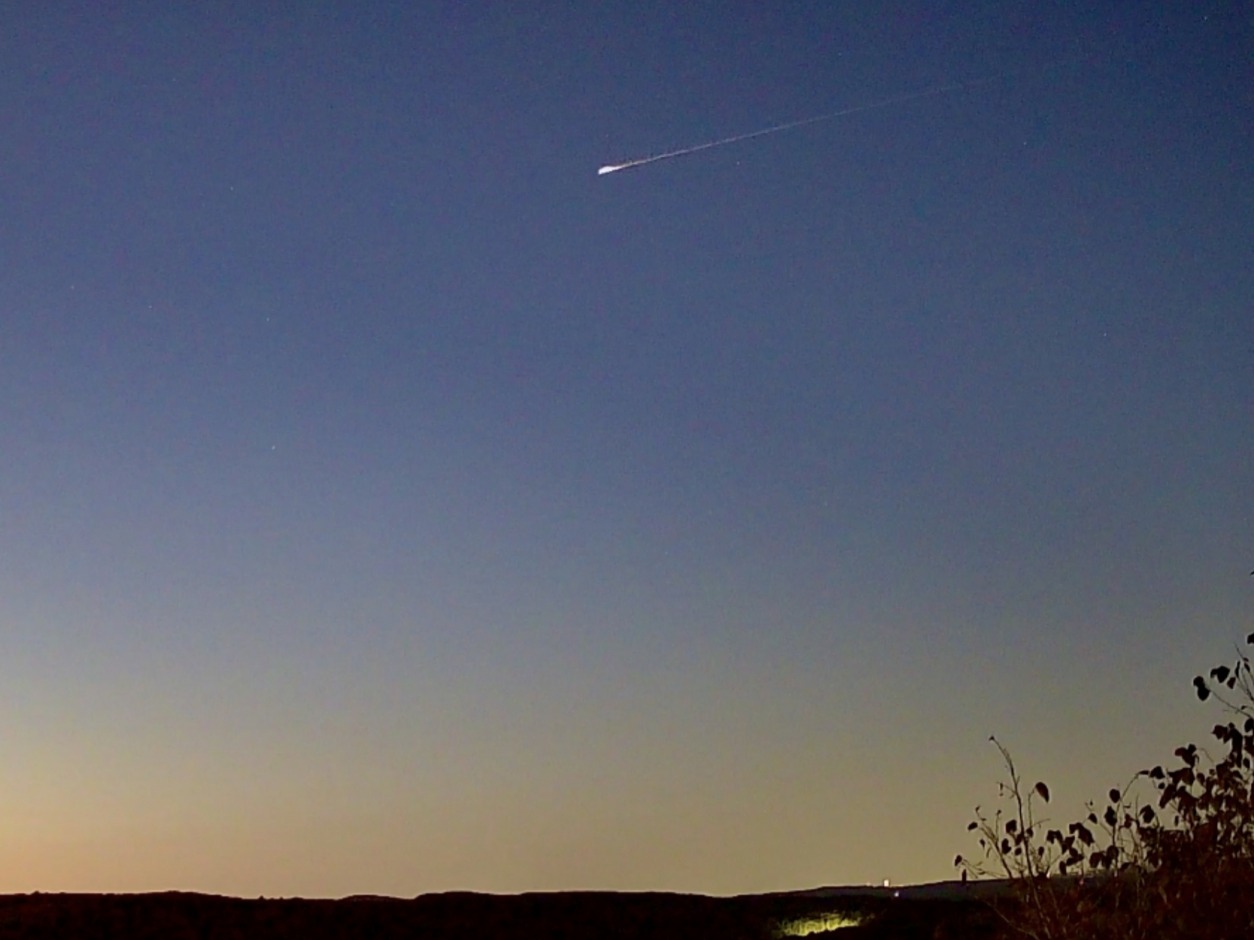 Dozens in CT report seeing bright fireball in night sky