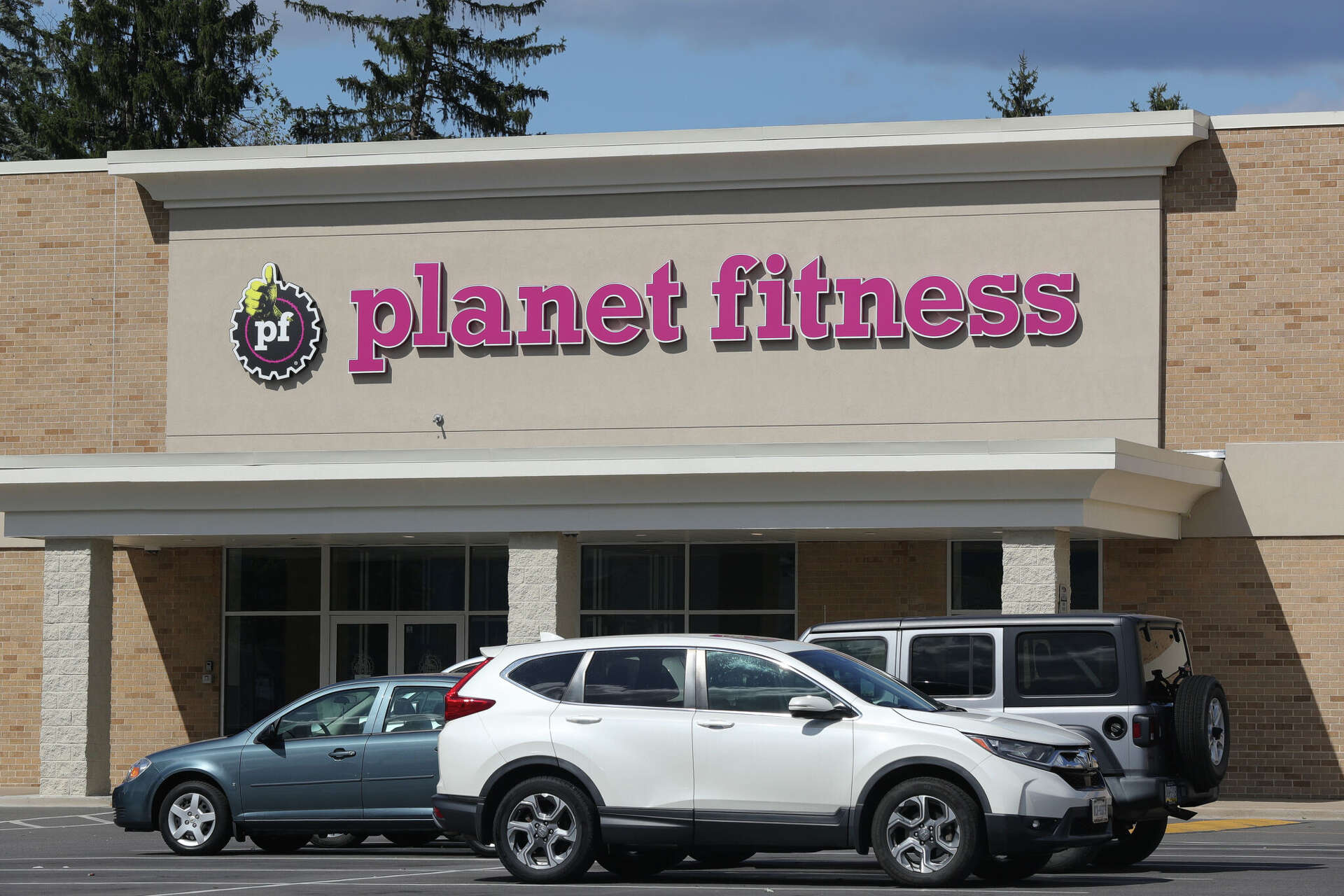 slim fit dress slacks Planet Fitness Trucker Snapback Hat – Gym Lifestyle Mesh Cap, Adjustab –  Black Threadz