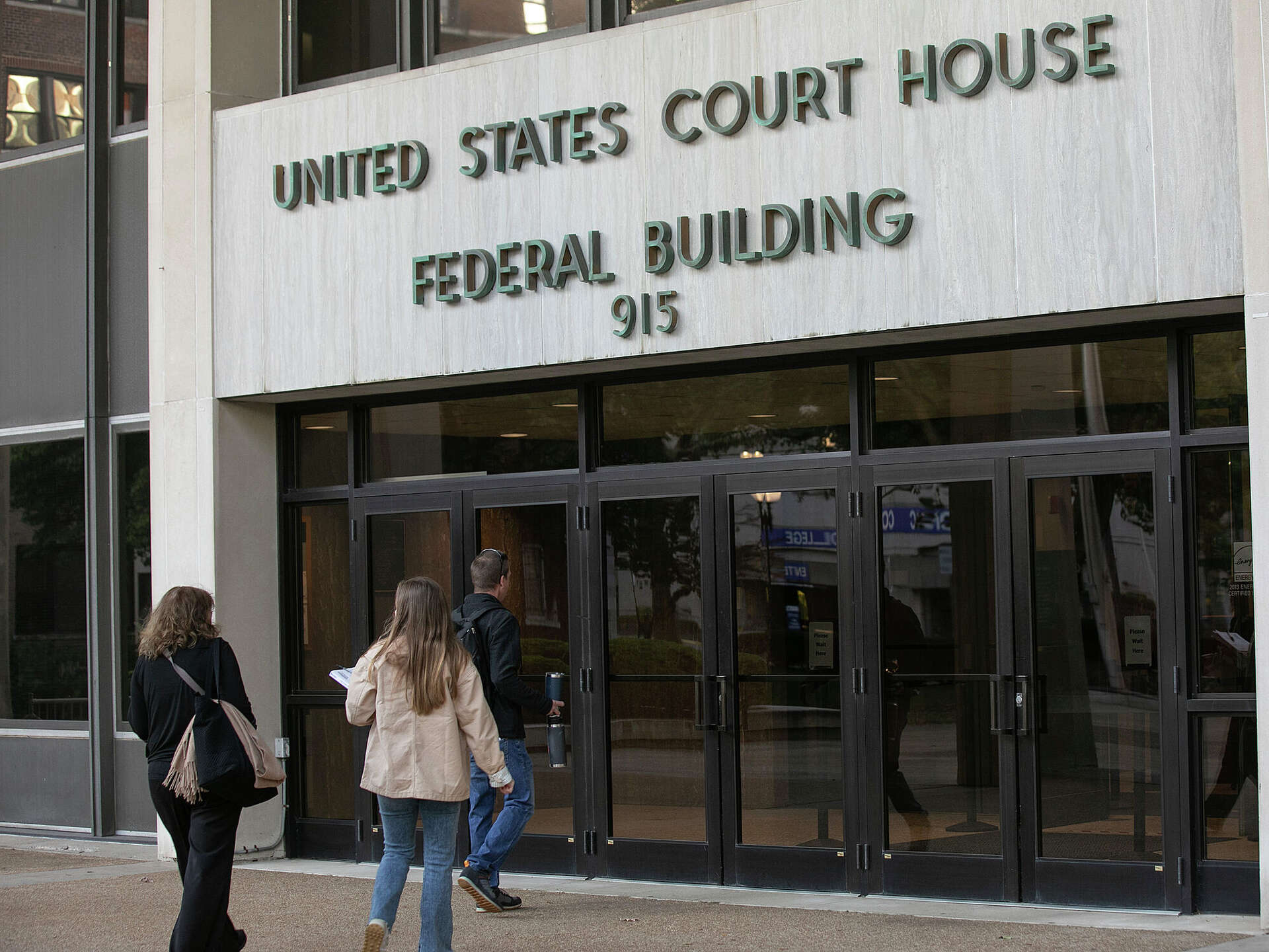New Haven man gets 7 years for trafficking guns, drugs: Feds