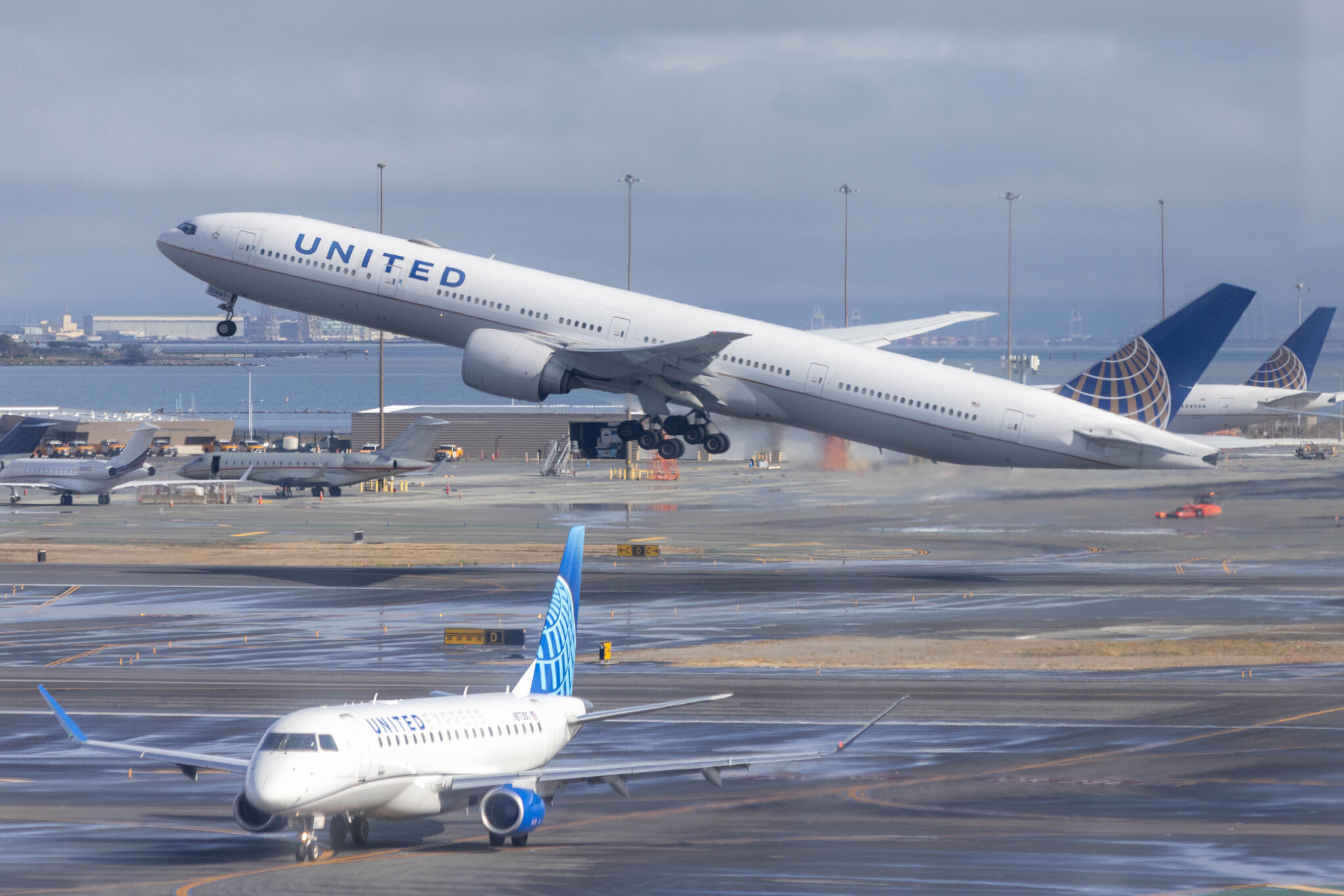 United rolls out new app feature to help navigate DHS security nightmares