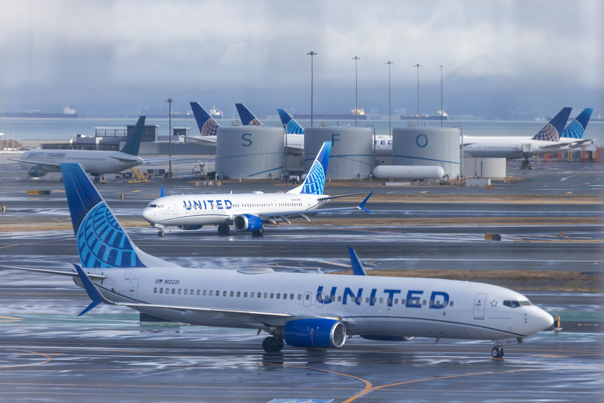 FAA slashes SFO's max hourly flight arrivals, nearly doubling delays
