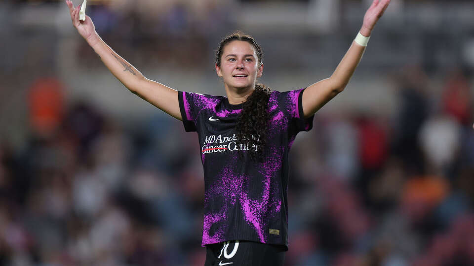 Malia Berkely #10 of Houston Dash celebrates after scoring the team's first goal during the NWSL match between Houston Dash and Orlando Pride at Shell Energy Stadium on October 03, 2025 in Houston, Texas.