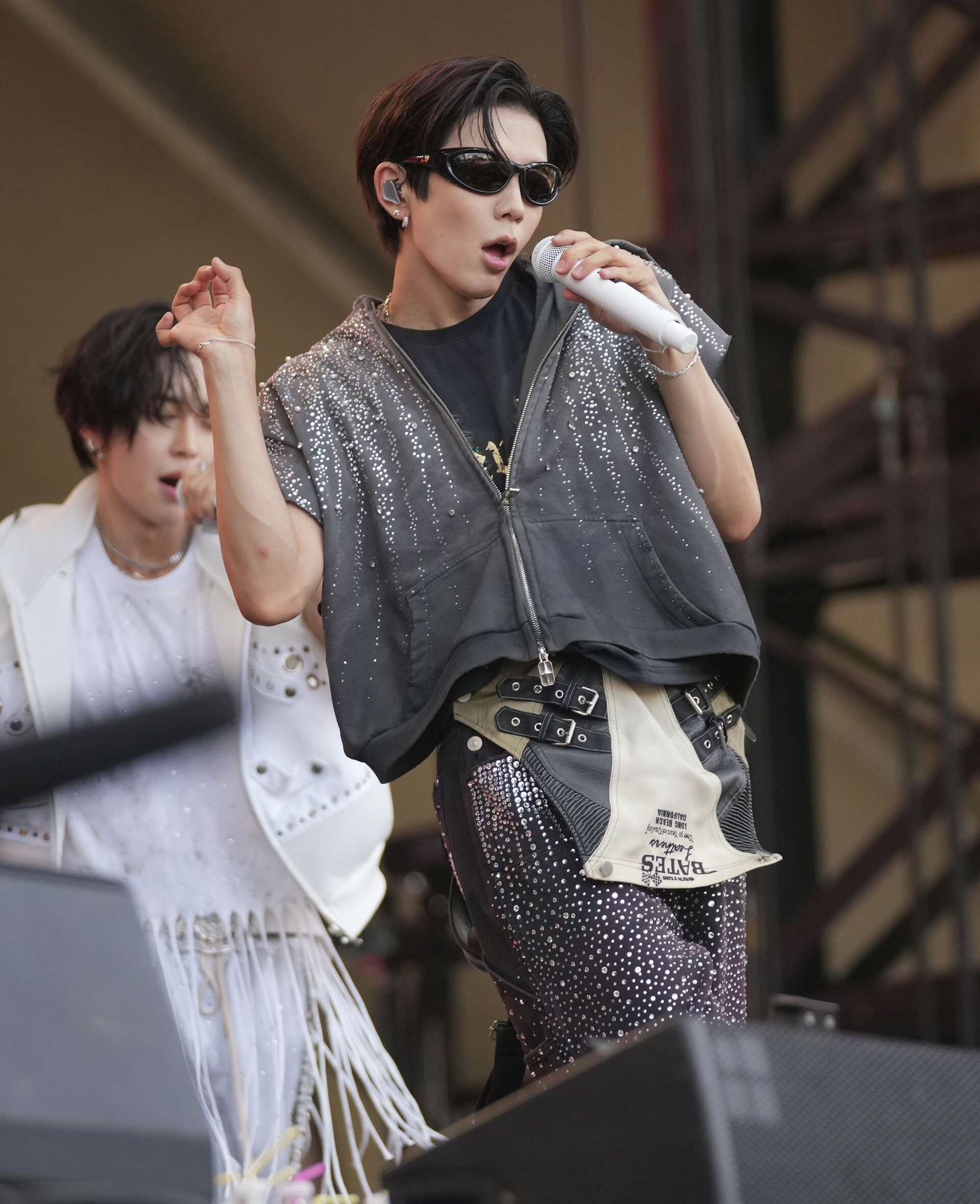 ACL Festival crowd meets K-pop fever as Riize makes its debut