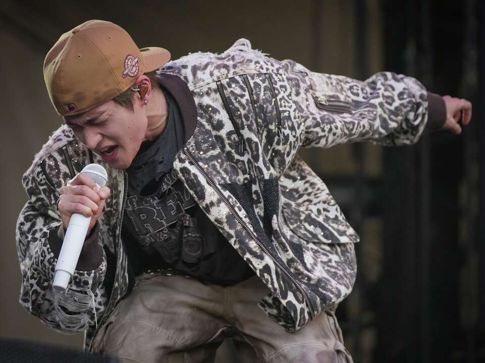 ACL Festival crowd meets K-pop fever as Riize makes its debut