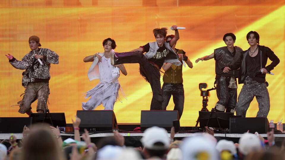 ACL Festival crowd meets K-pop fever as Riize makes its debut