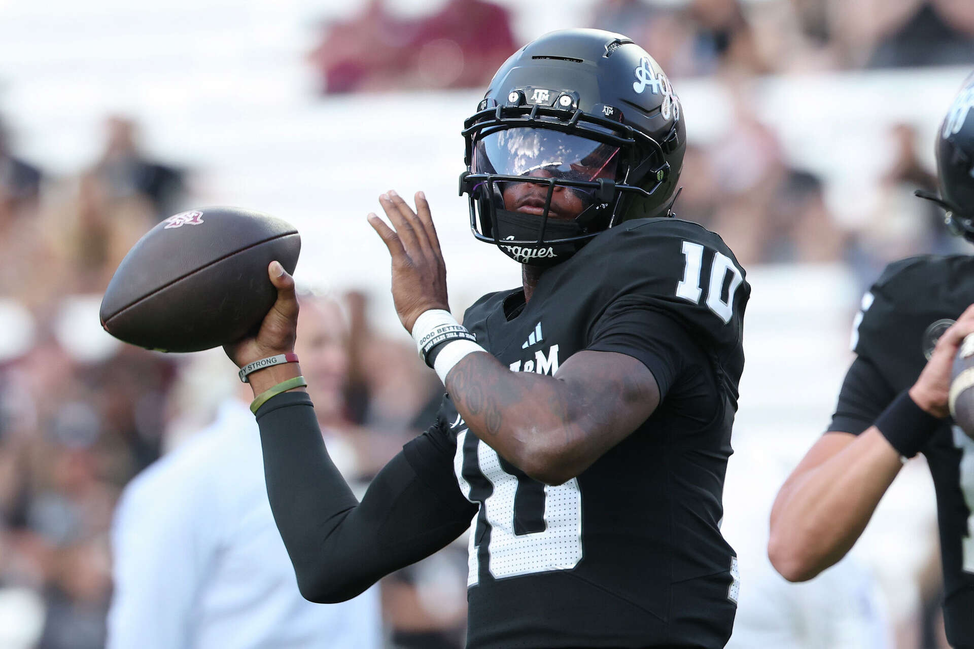 Texas A&M QB Marcel Reed shared a touching postgame moment with fans