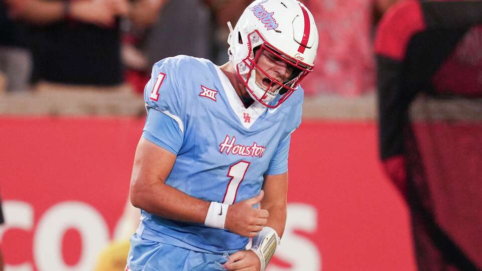 Houston quarterback Conner Weigman (1) reacts after throwing an interception during the first half of a NCAA college football game in Houston, Saturday, Oct. 4, 2025.