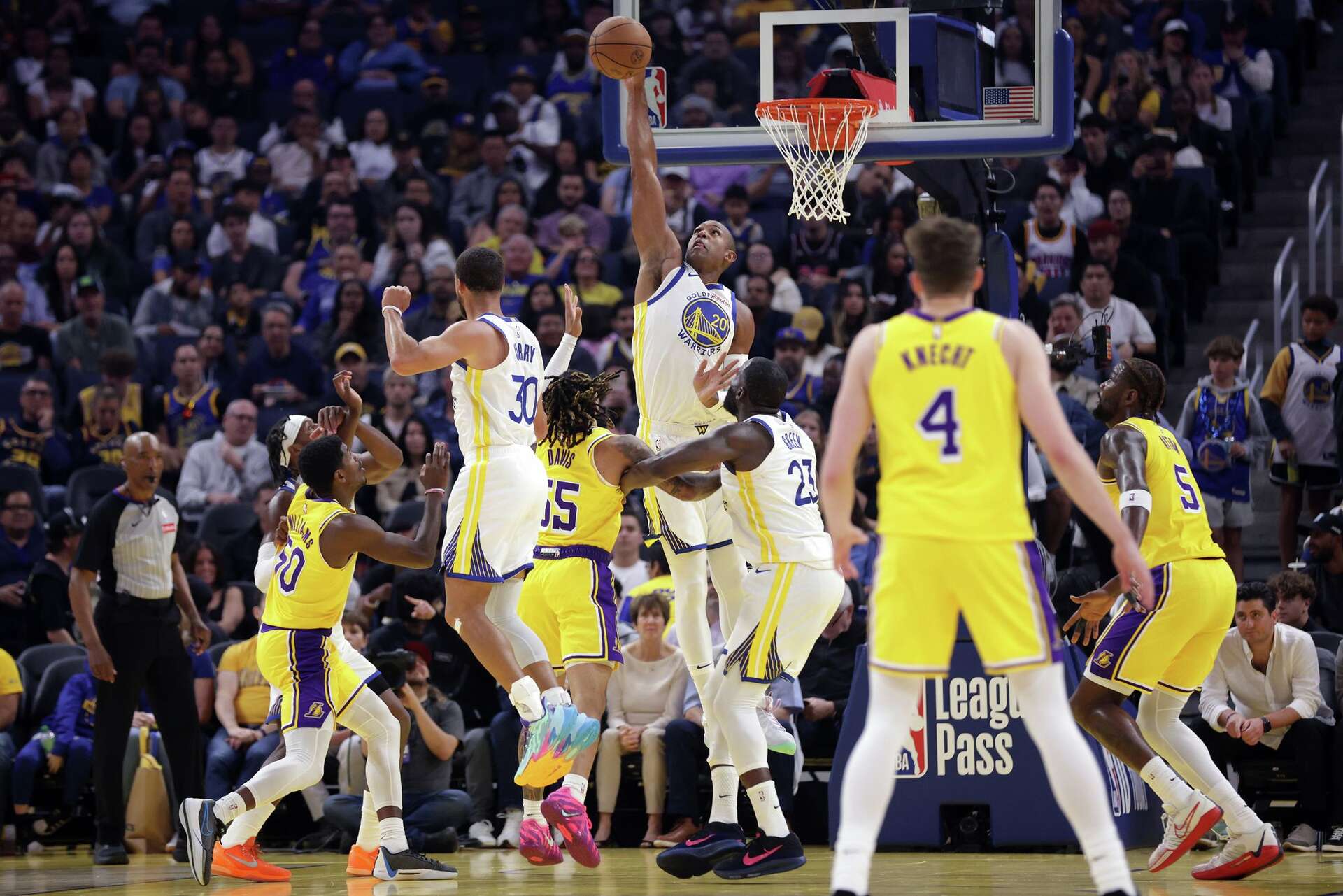 How did Warriors react to offseason acquisition Al Horford’s outing?