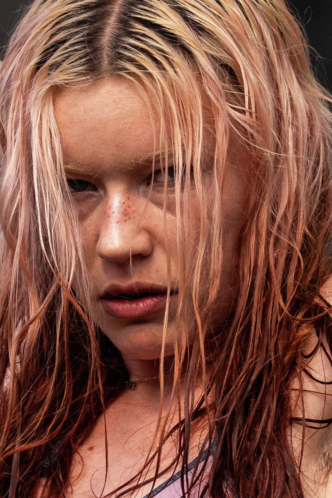 Hilary Duff surprises ACL Fest as 'Sally' during Role Model set(02)