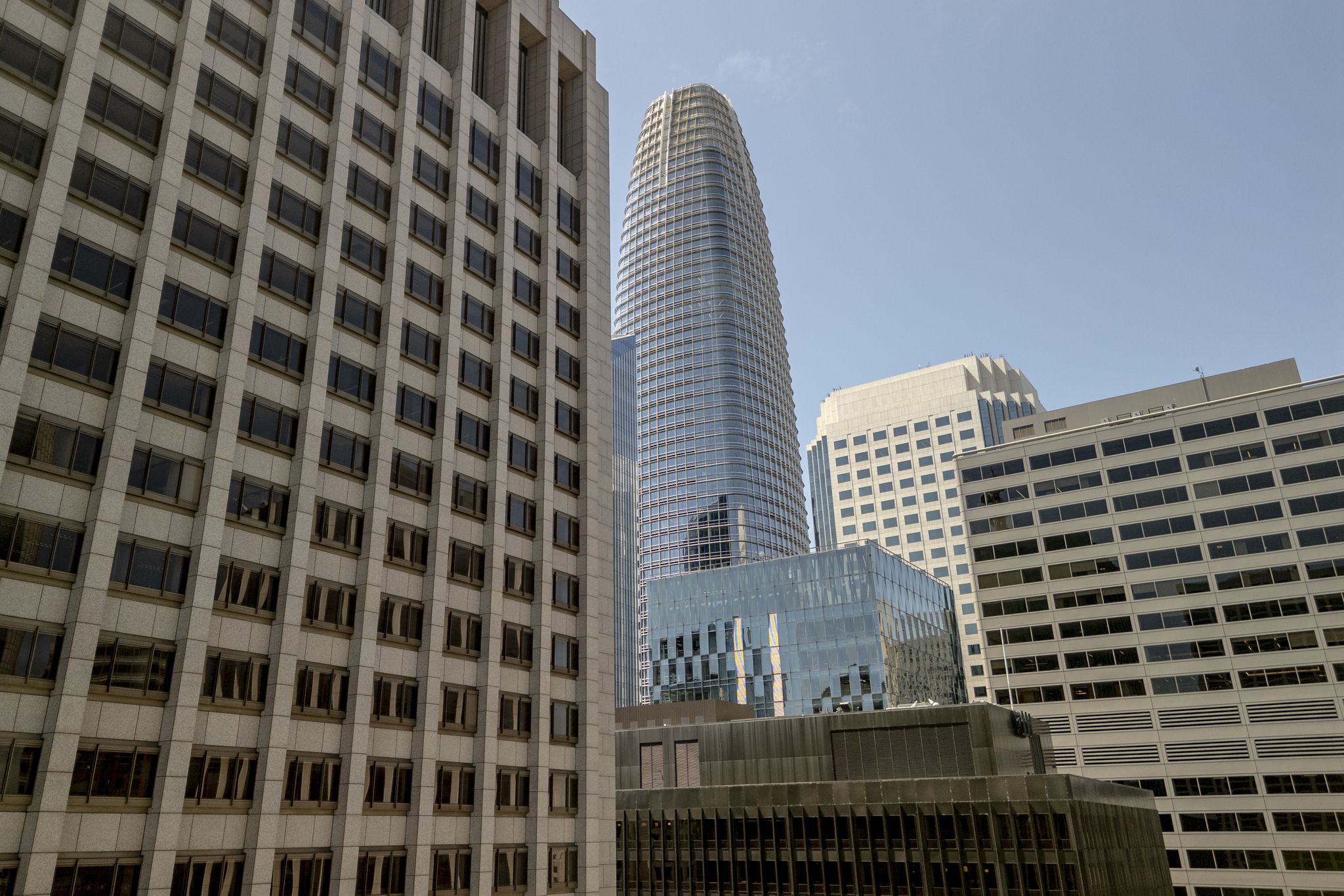 California ‘treading water’ as recession fears grow