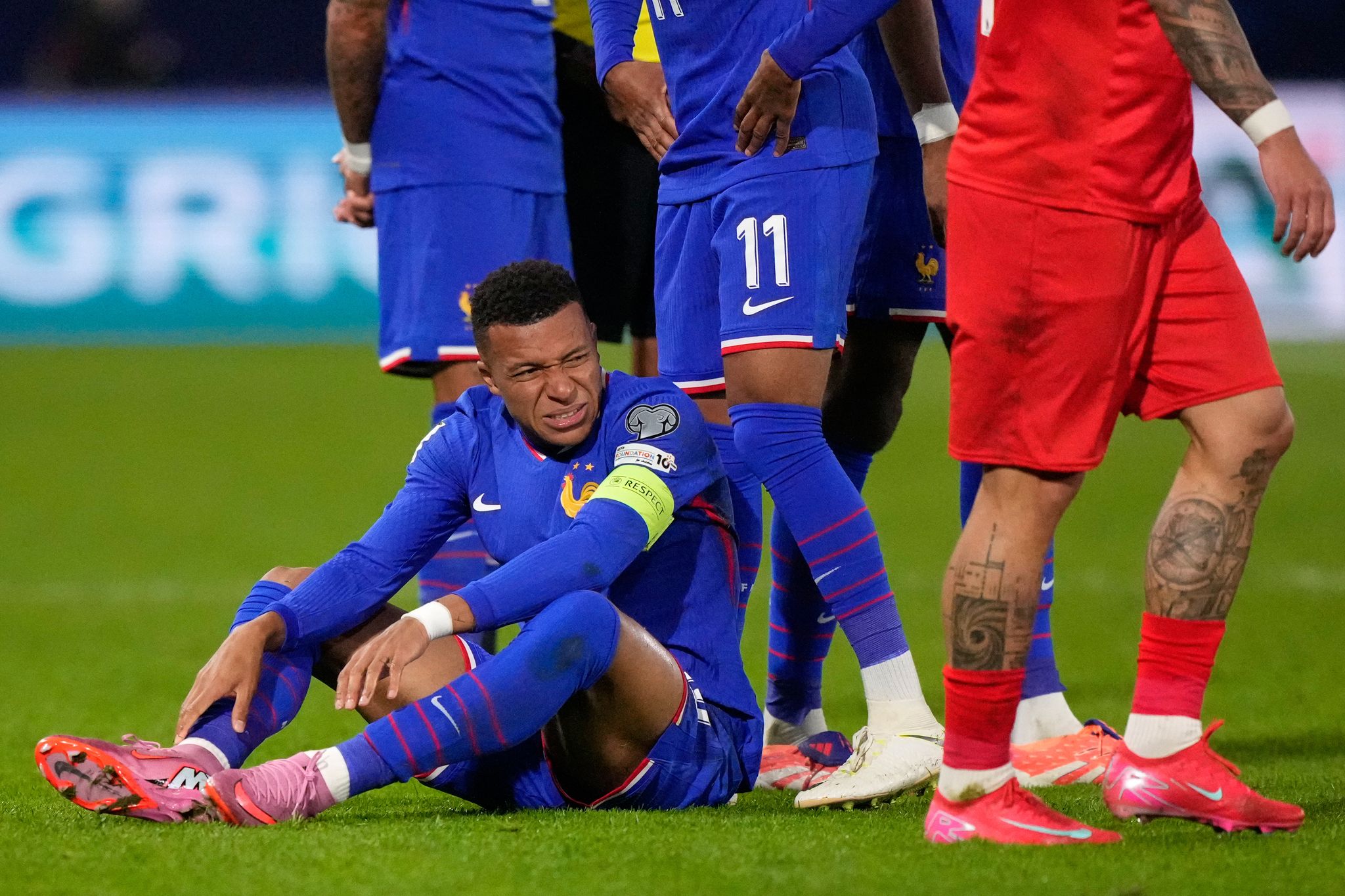 Mbappé se perderá duelo de la eliminatoria contra Islandia por lesión en el tobillo