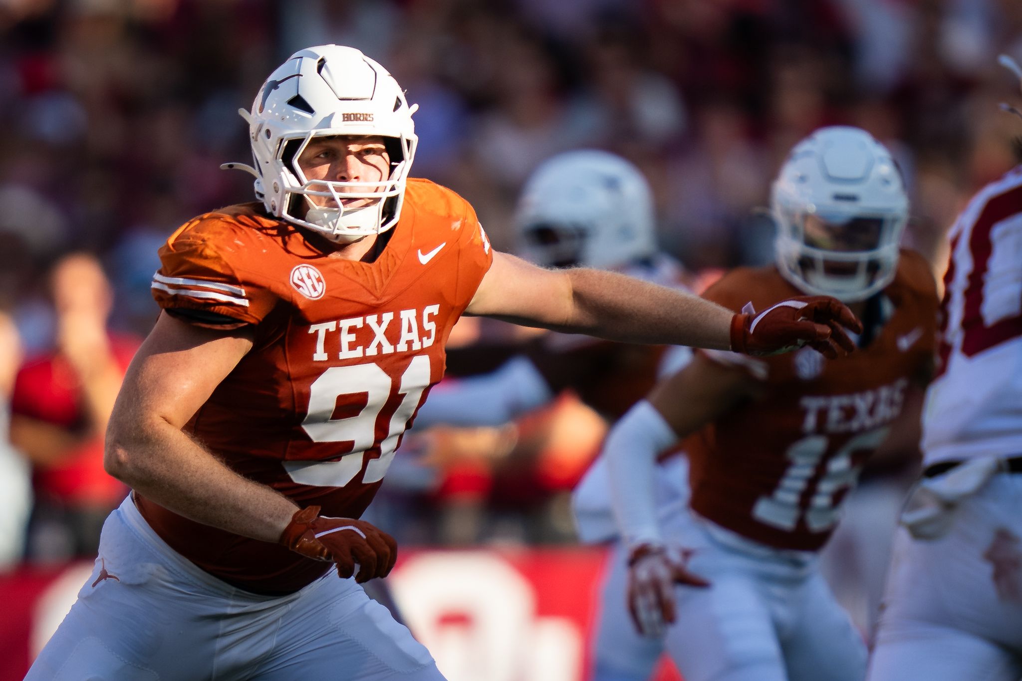 Ethan Rushing Ethan Burke: How healthy DE helps Texas football pass rush v Georgia
