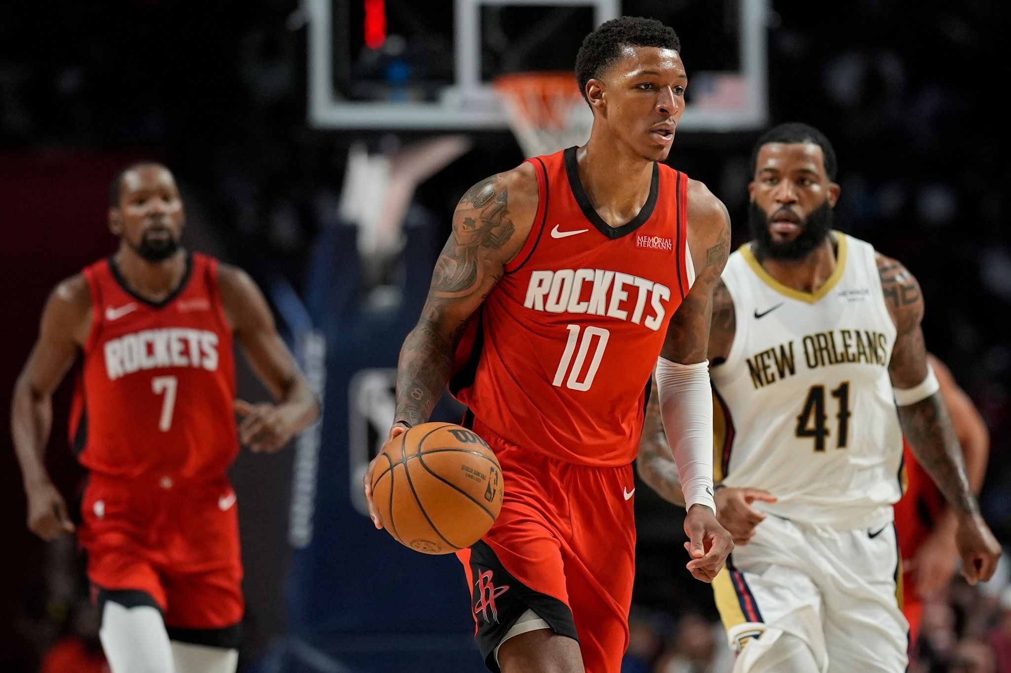 Houston Rockets edge New Orleans Pelicans for preseason win