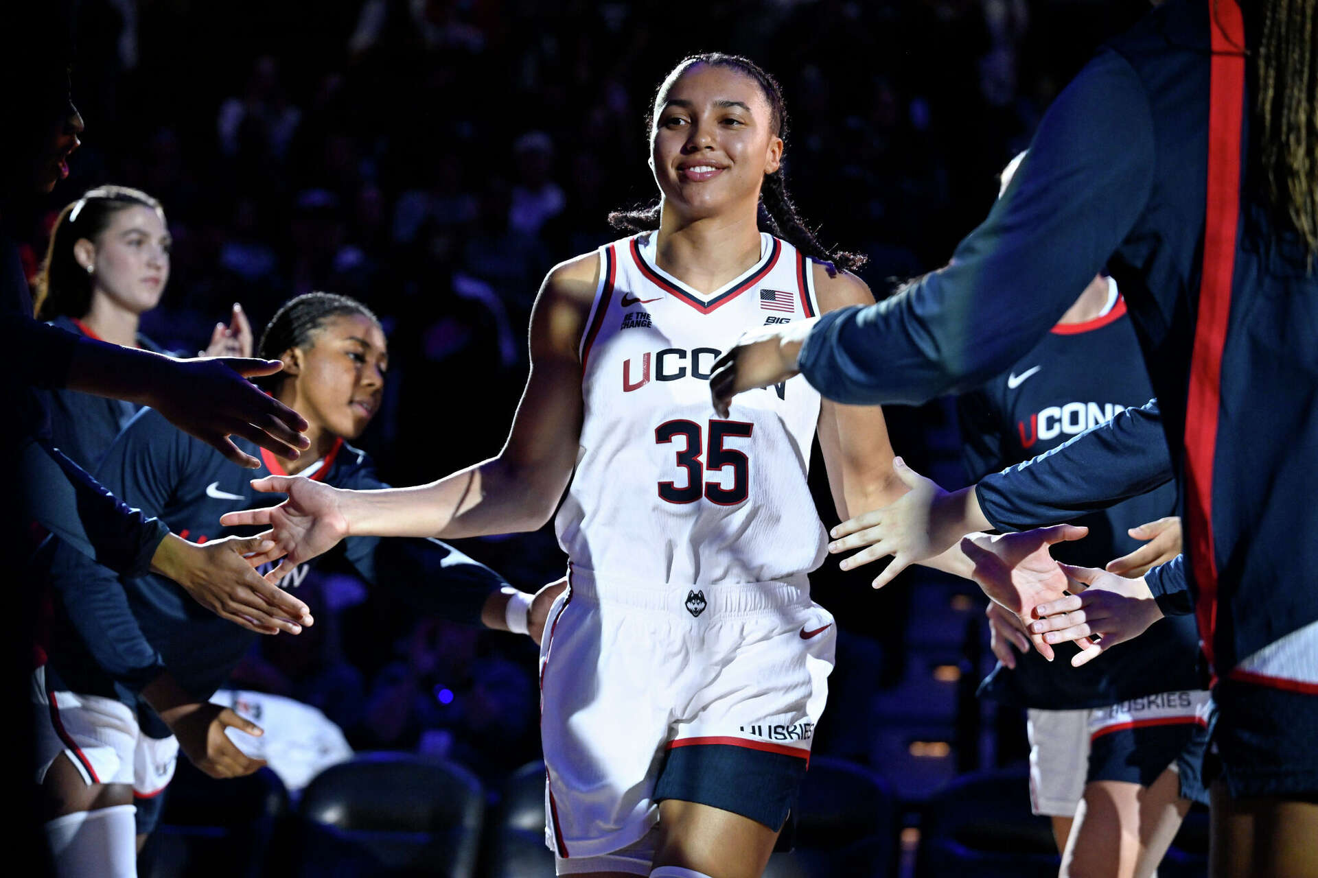 WNBA mock draft has UConn's Azzi Fudd among top picks