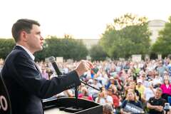 Texas Democrat wins Obama's support despite name blunder