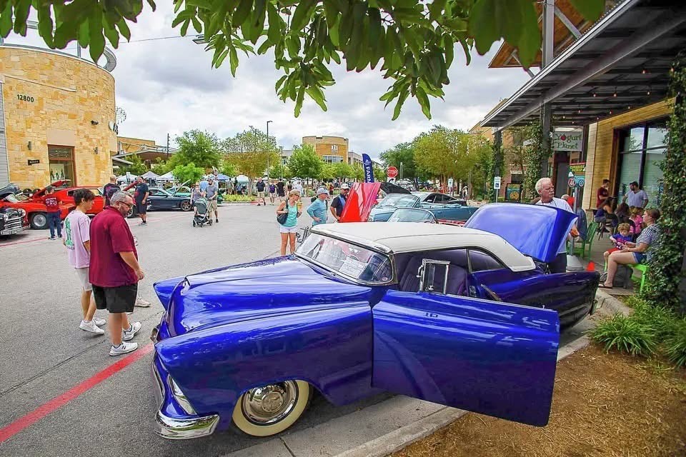 Bee Cave librarian: Rolling Sculpture Car Show returns Oct. 26