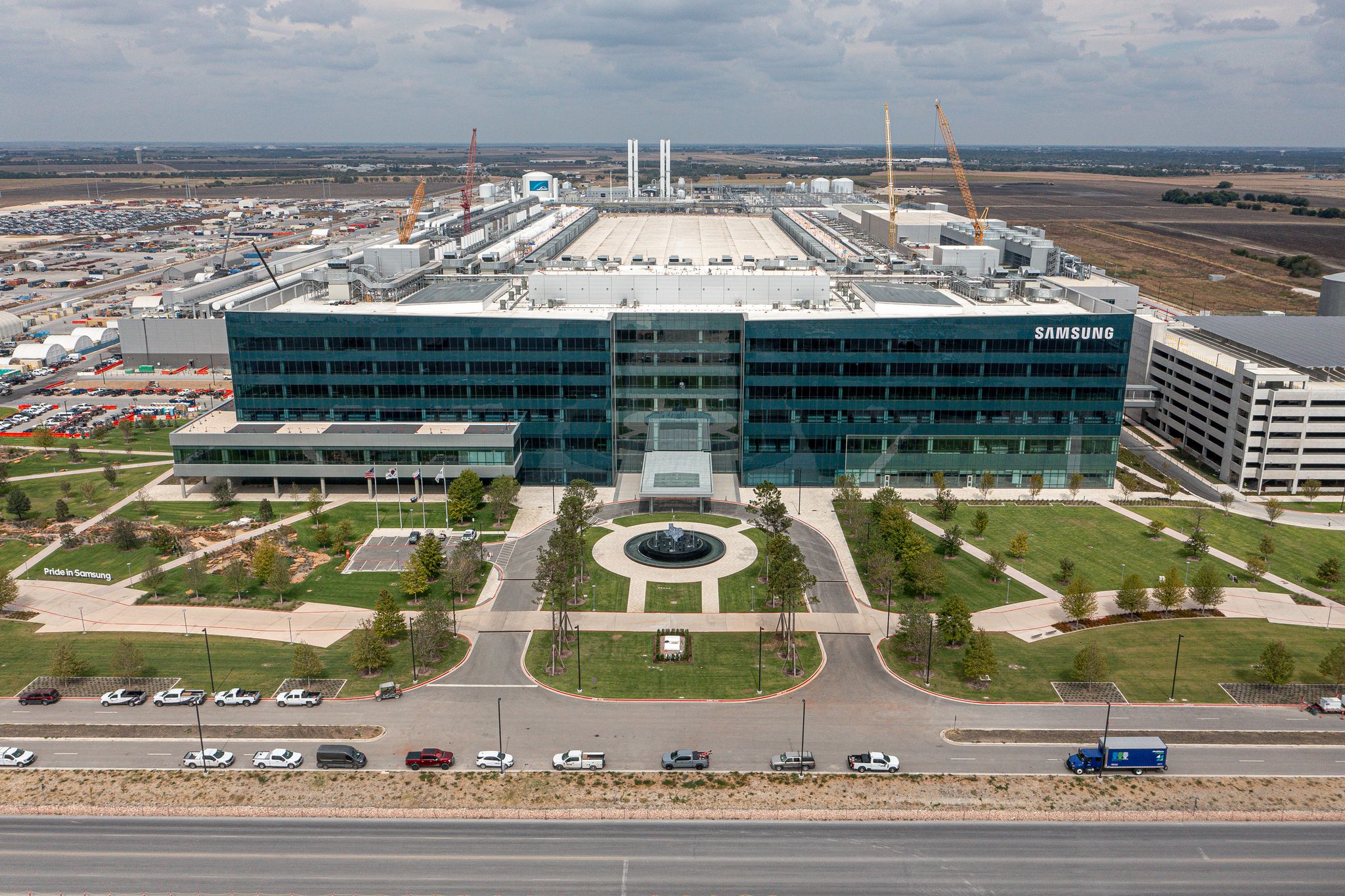 Samsung Electronics begins limited operations at Taylor facility