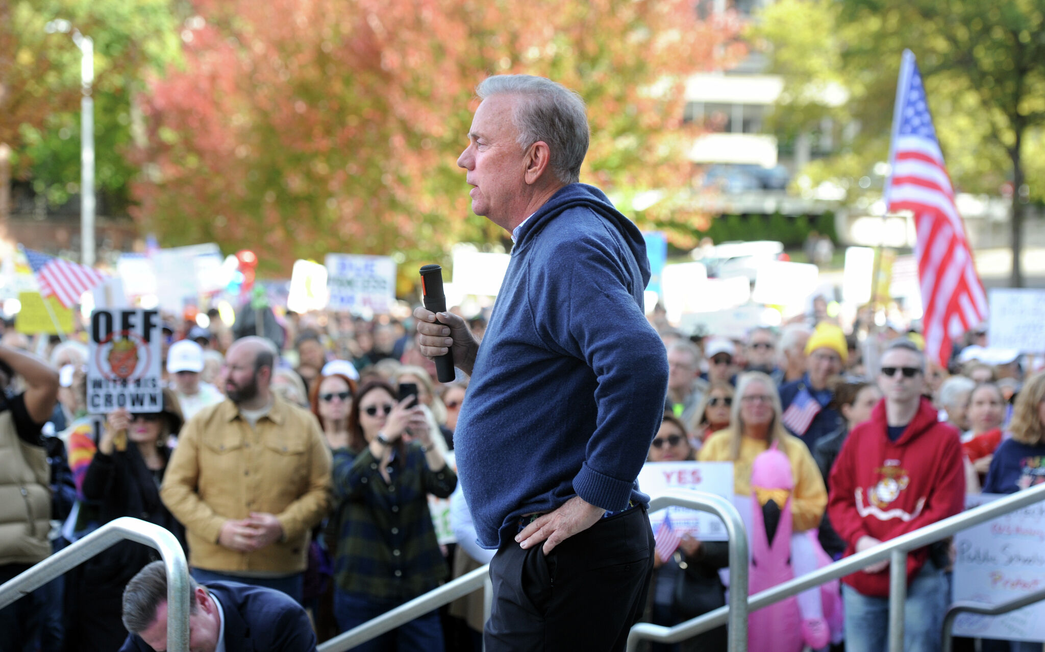 Lamont considered signing CT housing bill before veto, emails show