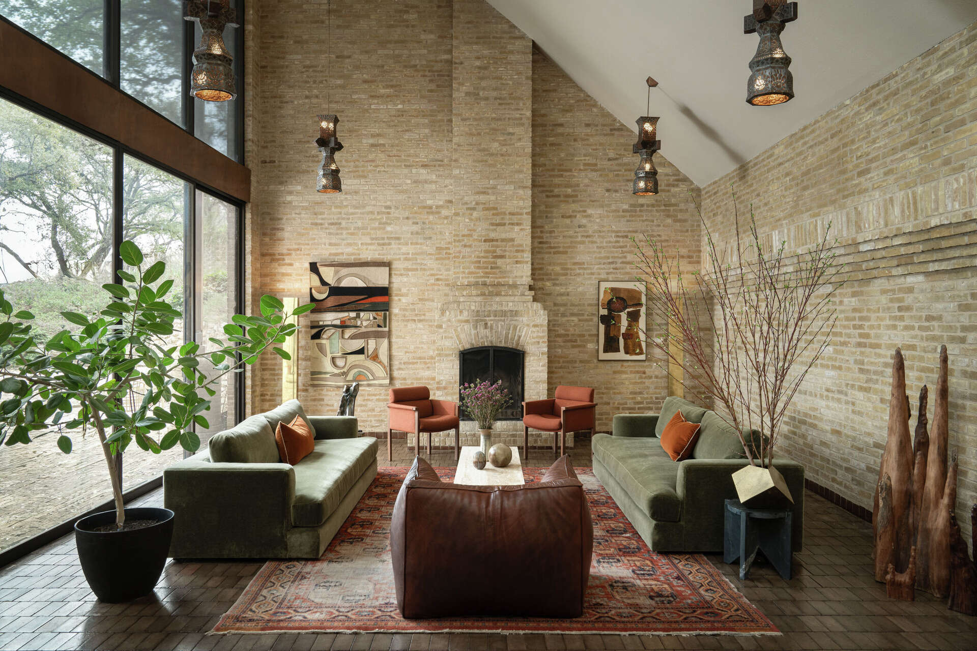 Joel Mozersky revives a San Antonio midcentury home