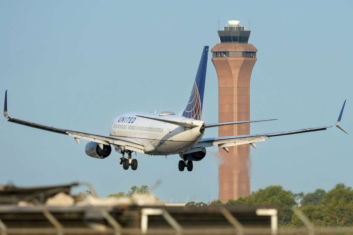 A United Airlines jet comes in for a landing at George Bush Intercontinental Airport in Houston, Wednesday, Oct. 22, 2025. A ground stop, due to staffing shortages because of the government shutdown, from the day before was lifted and operations at the airport continued.