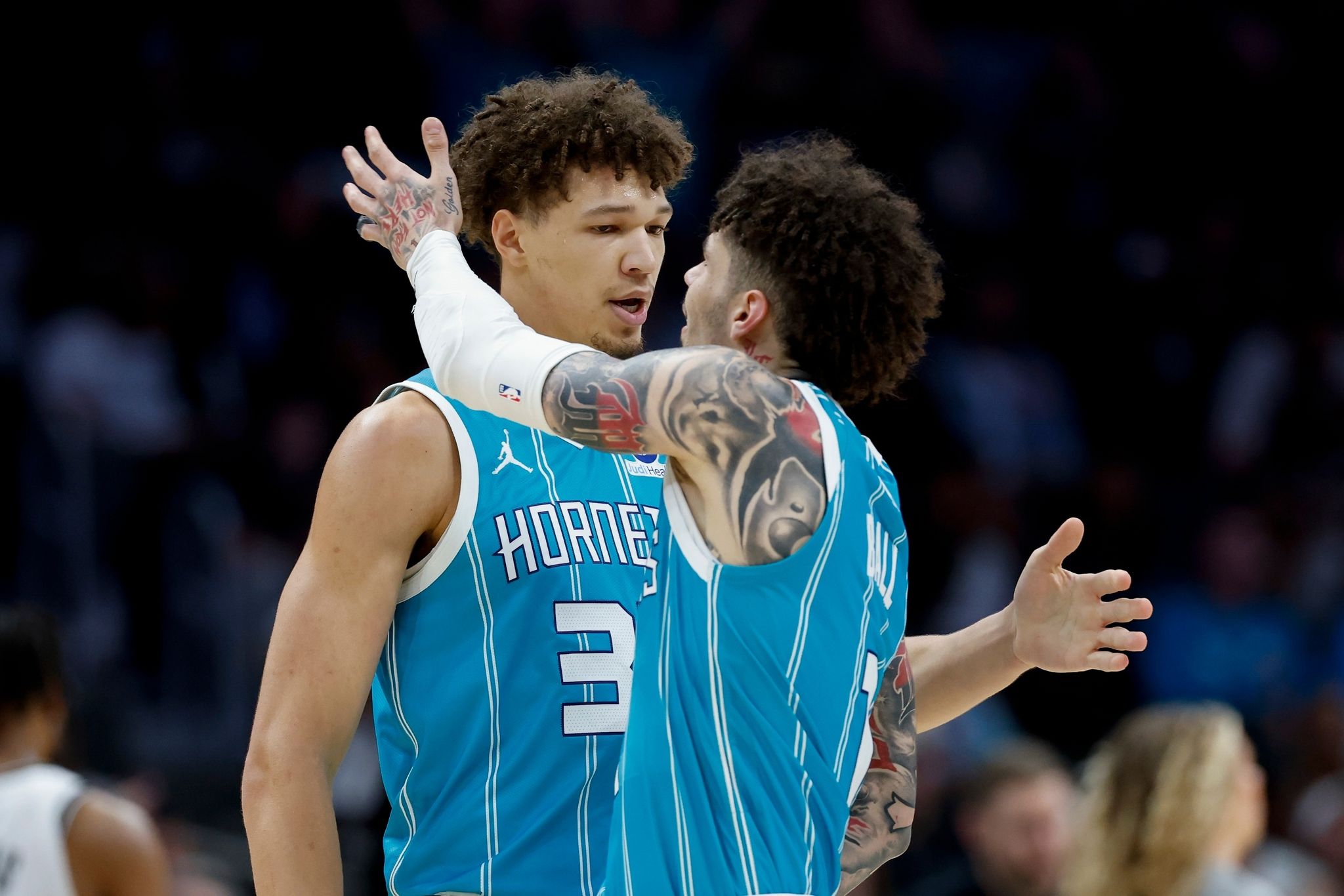 Brandon Miller anota 25 puntos en su regreso y Hornets doblegan a Nets ...