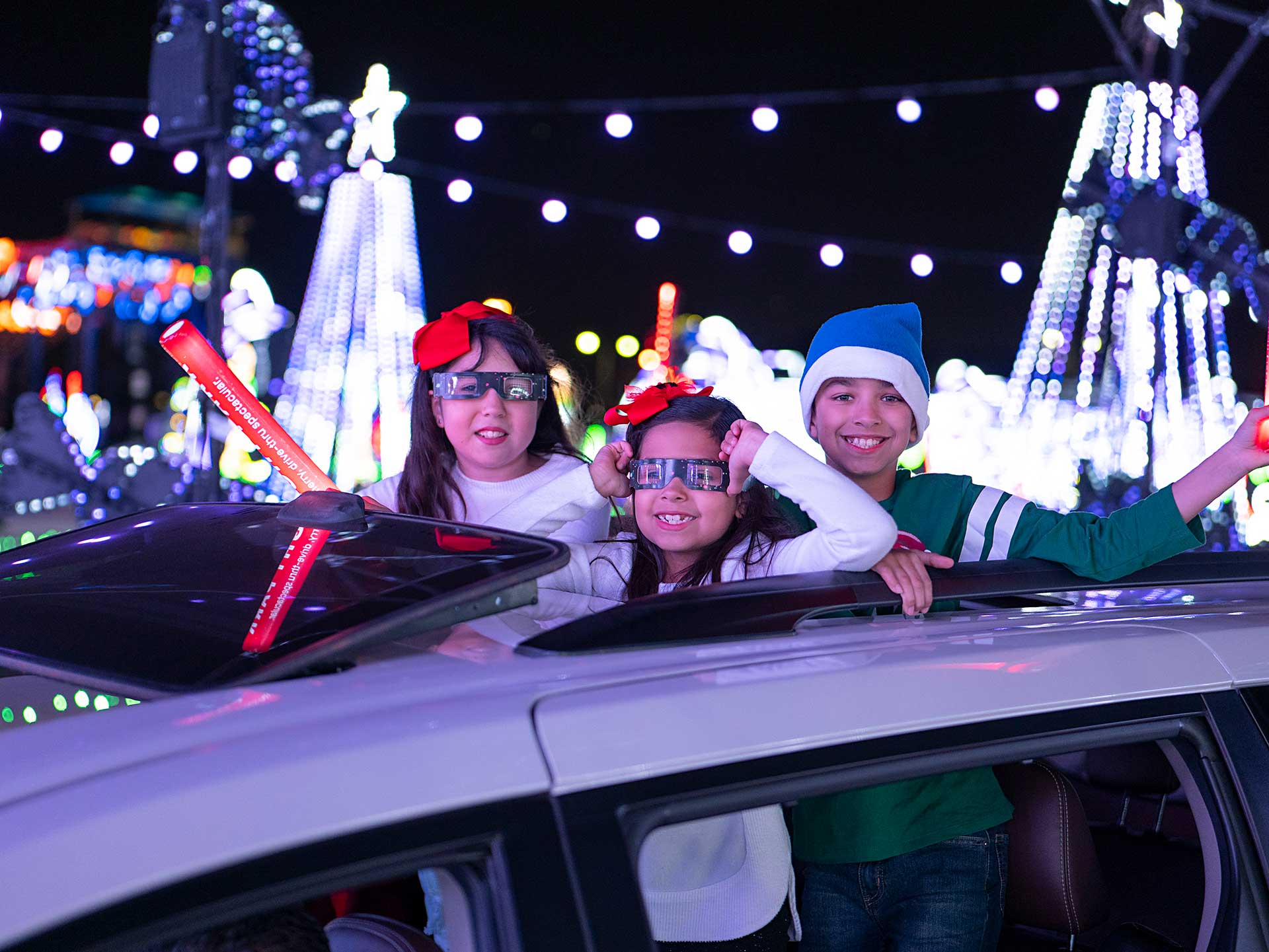 Drive-through holiday light show coming to San Antonio