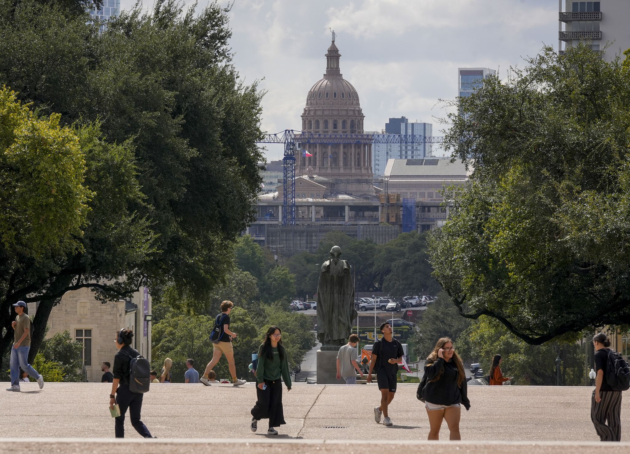 State invests $4.8M in new UT lab dedicated to semiconductor research