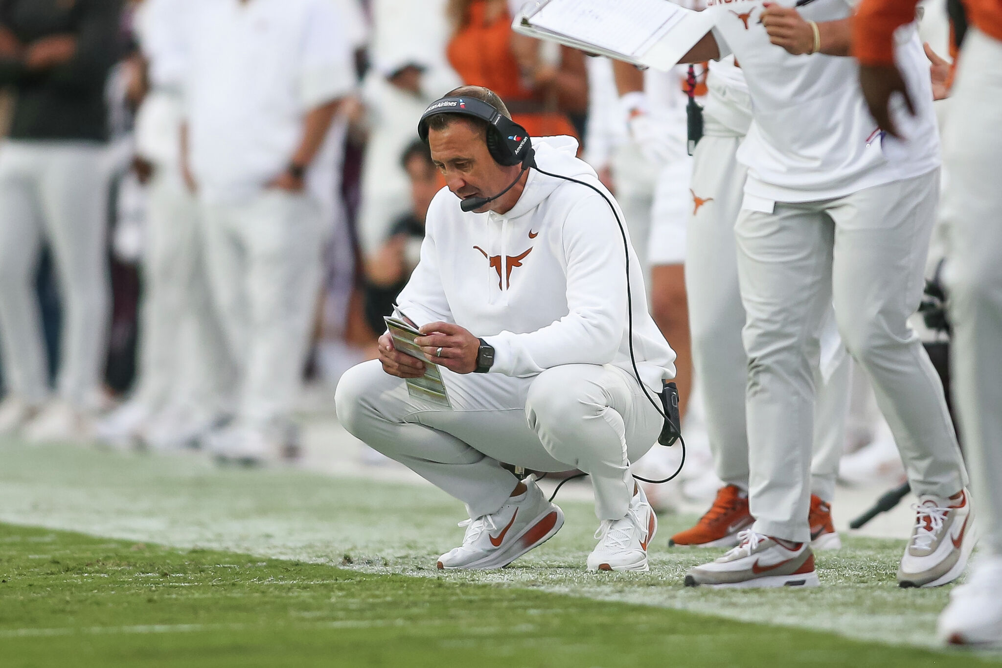 Texas Longhorns move up in latest SEC football power rankings