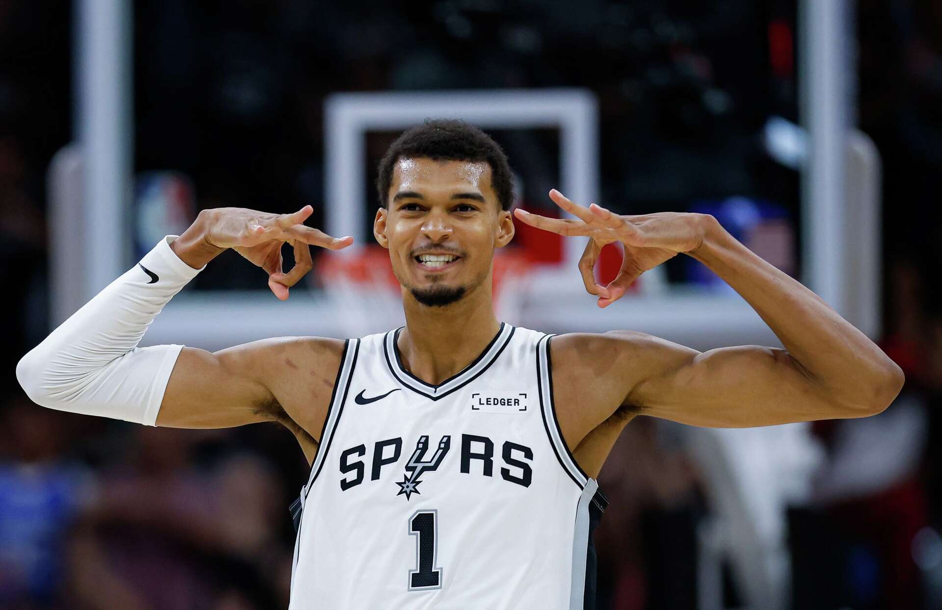 3 Takeaways as Dylan Harper saves Spurs in home opener