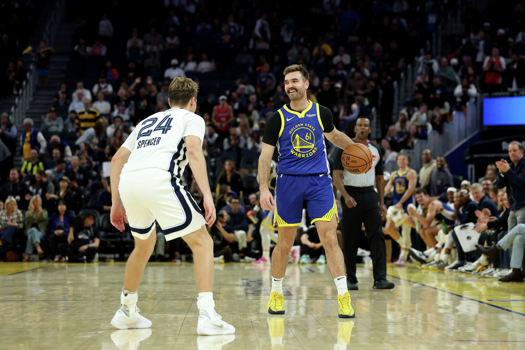 Warriors' Pat Spencer breaks unwritten rule in NBA matchup vs. brother