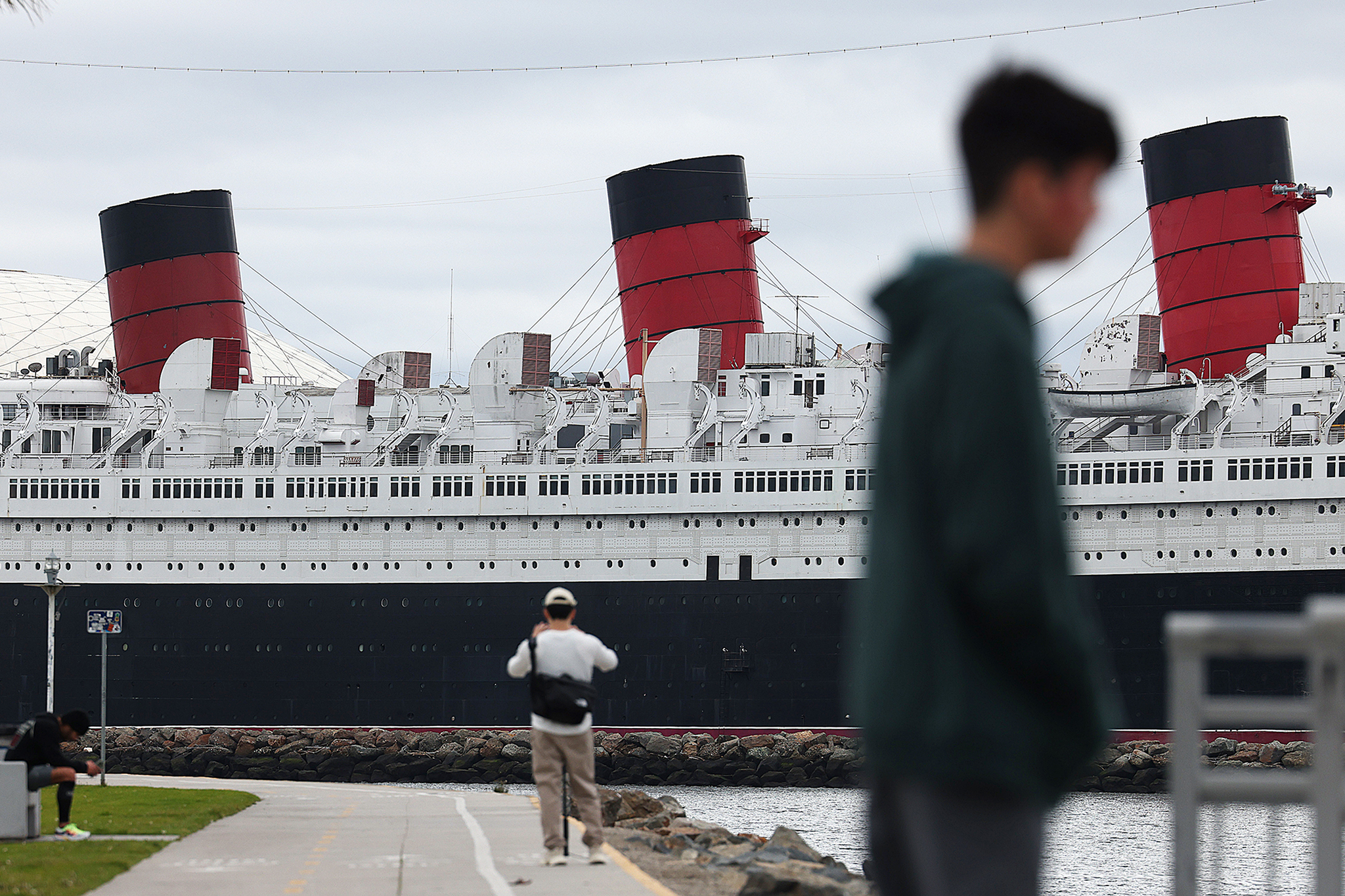 A stay in the 89-year-old shell of what was once California's most lavish hotel