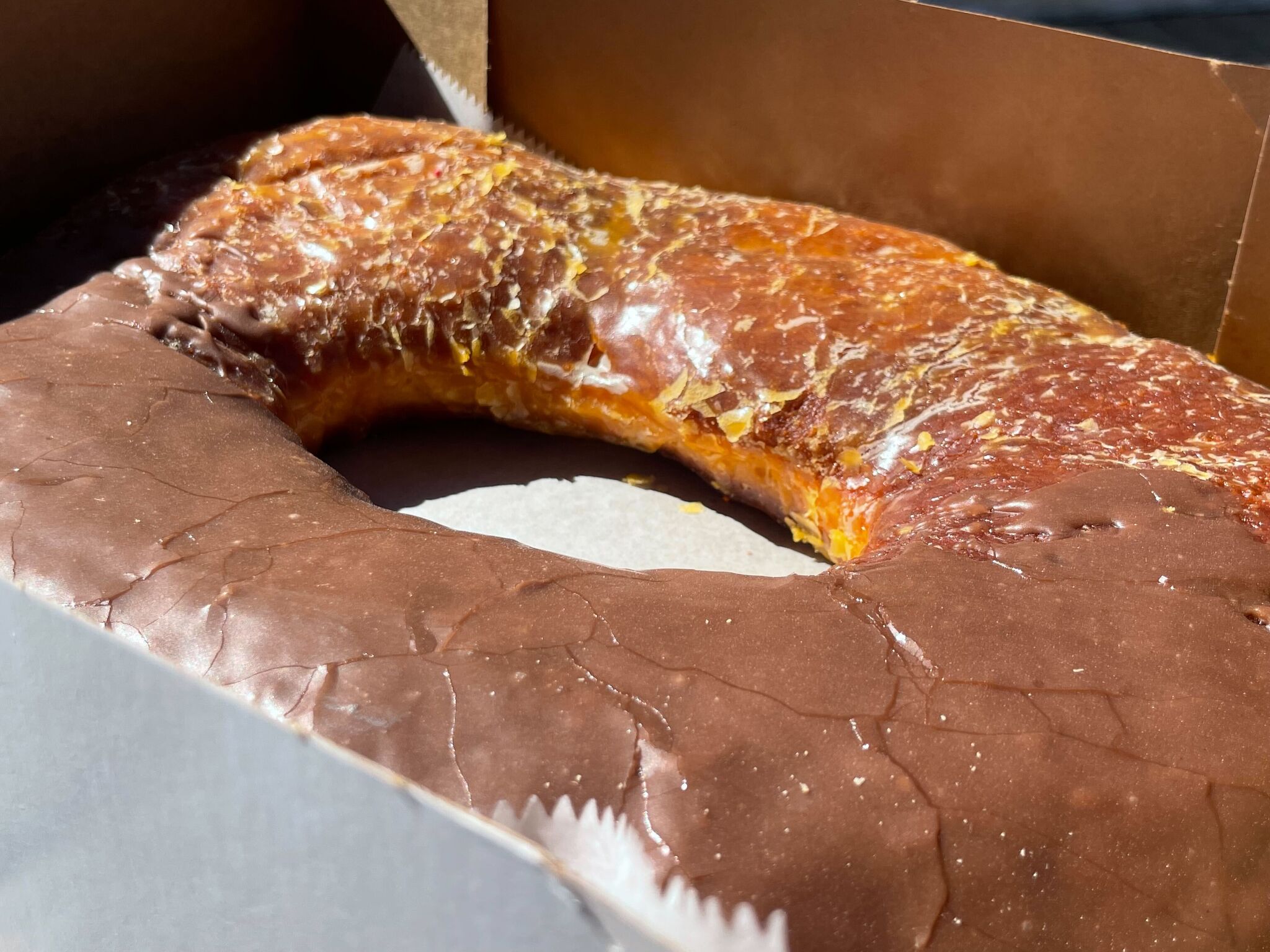 Round Rock Donuts' Texas-sized doughnut delights Texans, visitors