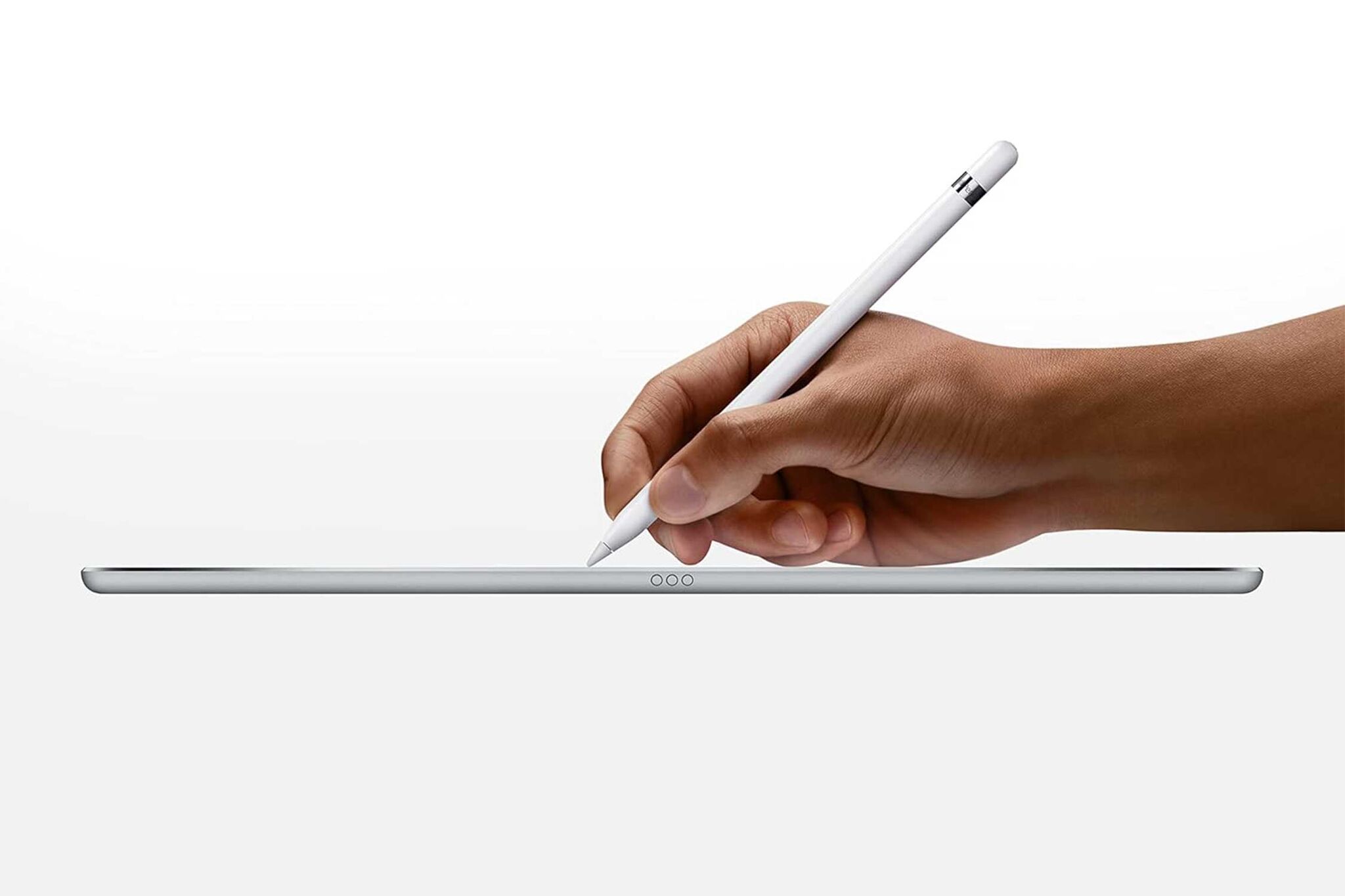 Apple Pencils that usually costs $99 are now $45