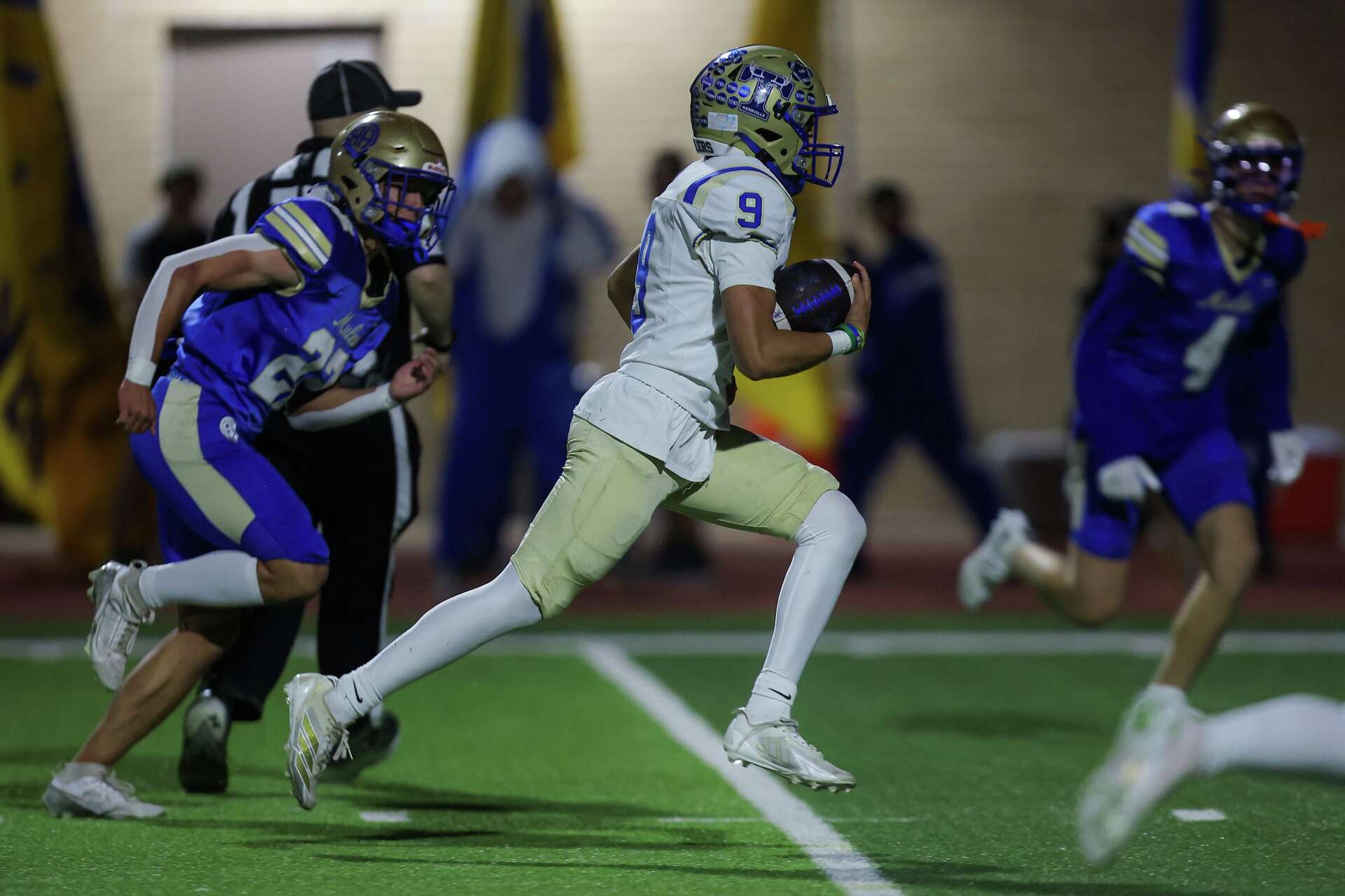 Alamo Heights’ DK Garza shines in senior night win over Kerrville Tivy