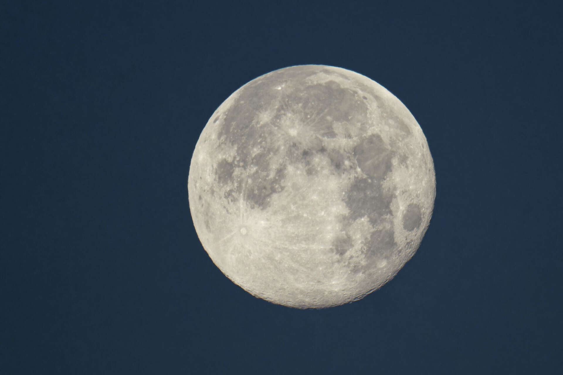 2025 Beaver moon set to be largest supermoon of the year