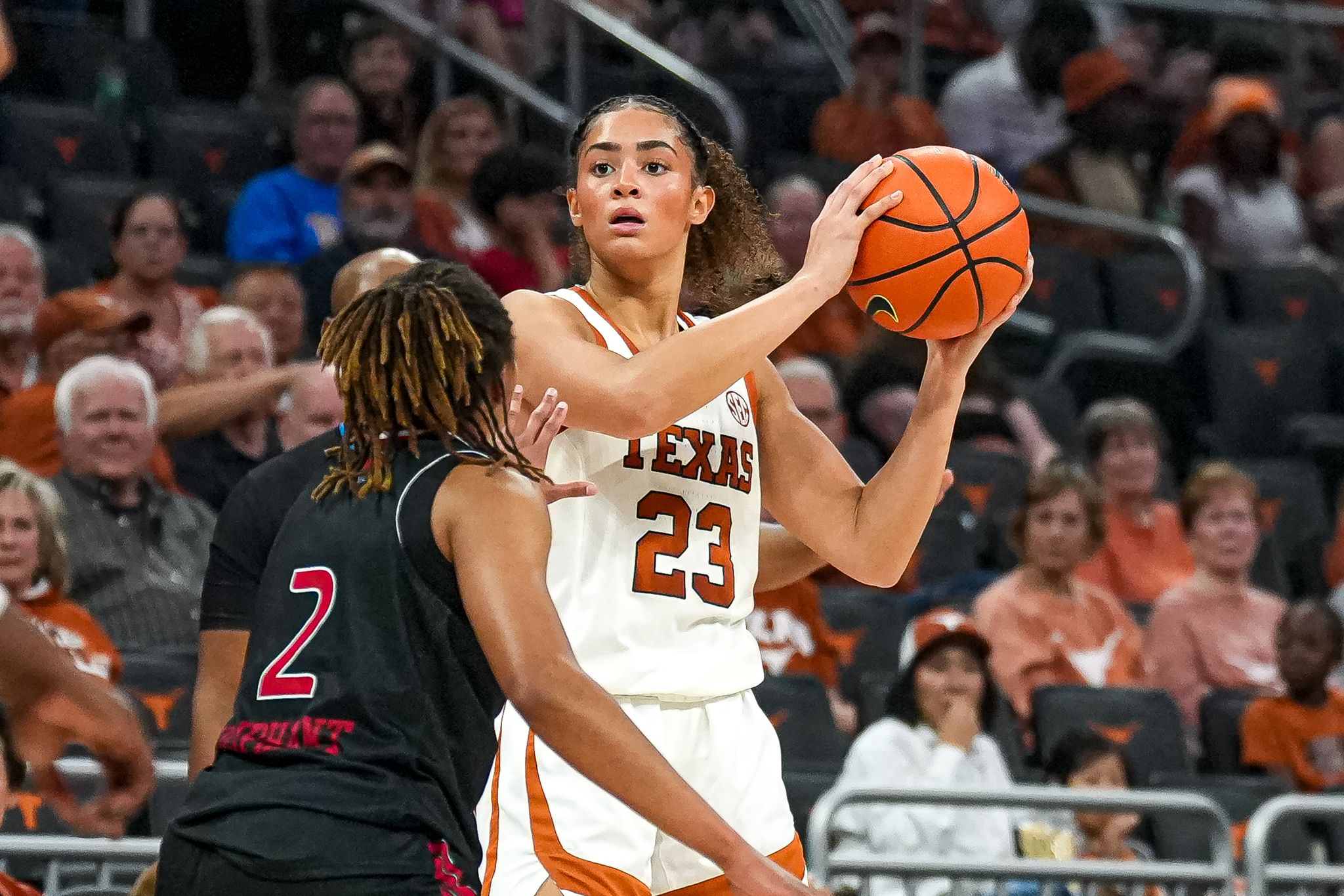 Texas women's basketball: Freshman Aaliyah Crump set to return from foot injury