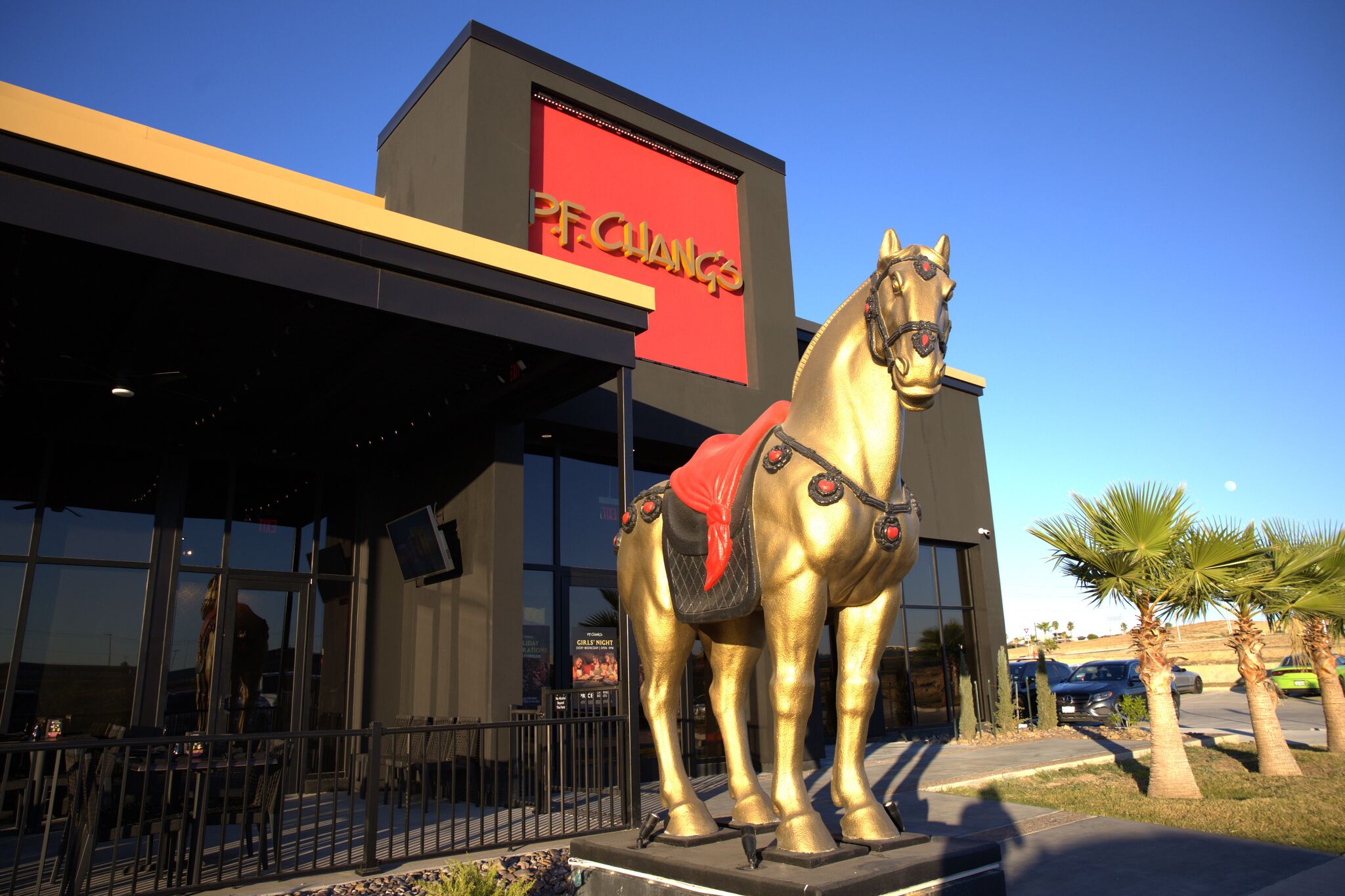 LPD: Laredo man arrested for vehicle burglary, credit card abuse